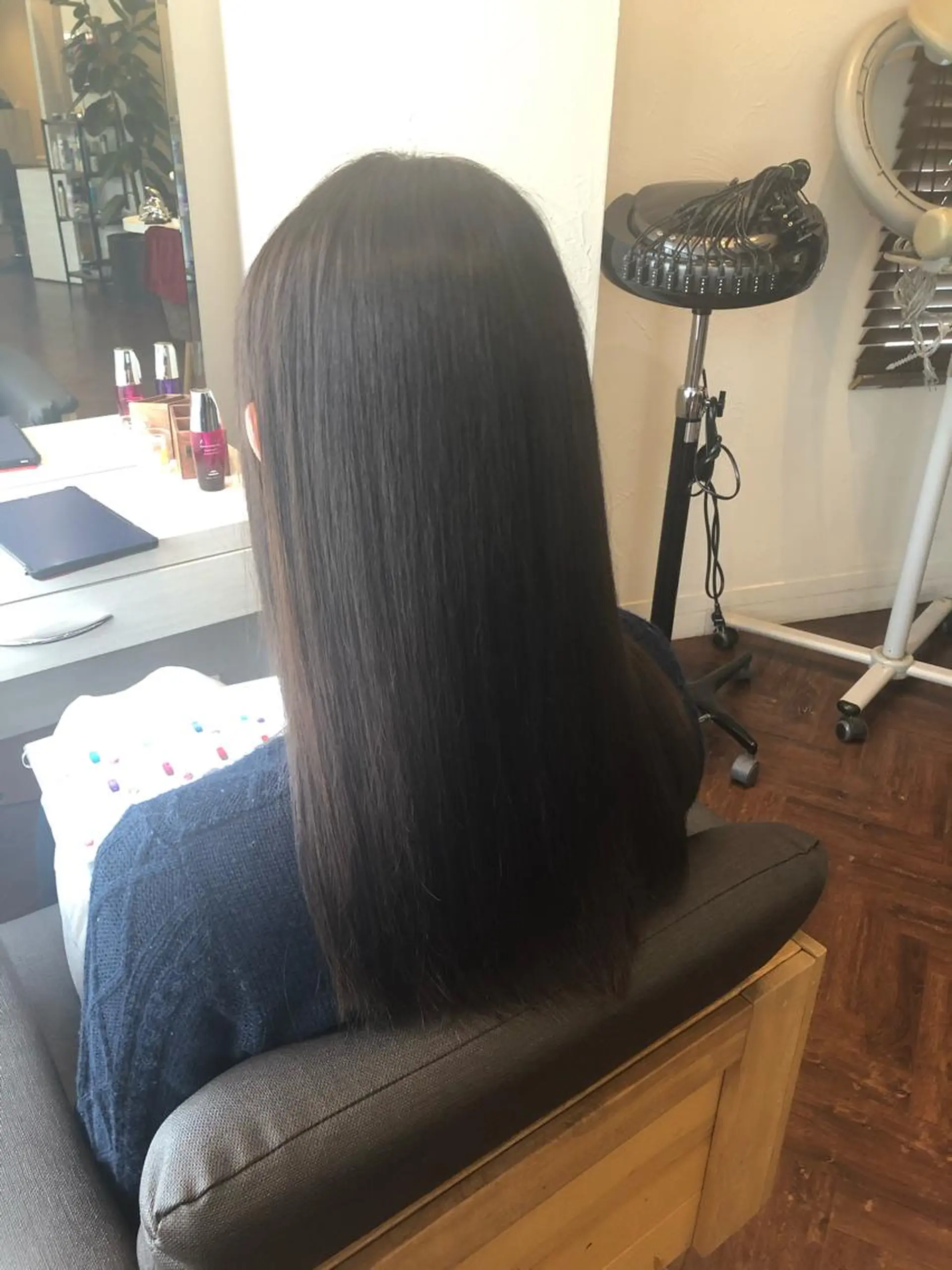 ミディアム カラー 加茂 綾香のヘアスタイル