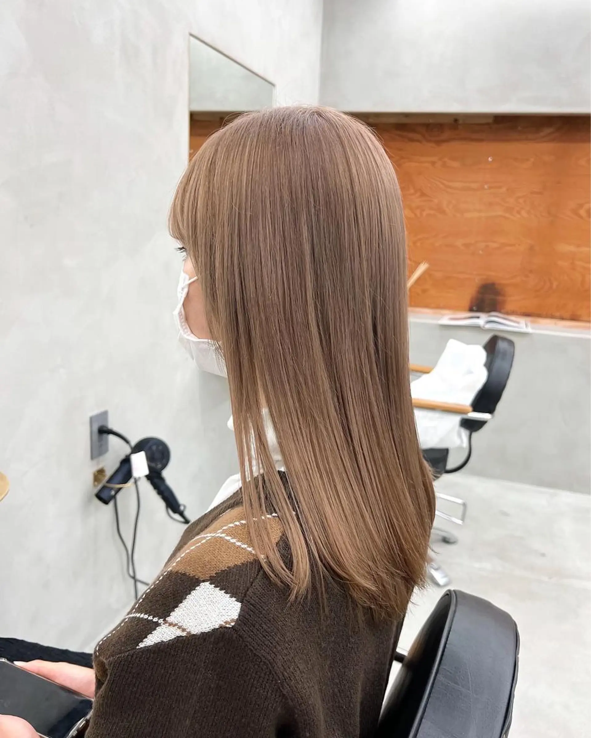 ショート カラー ベージュカラー Kaito🐶/ボブ /レイヤー/デザインのヘアスタイル