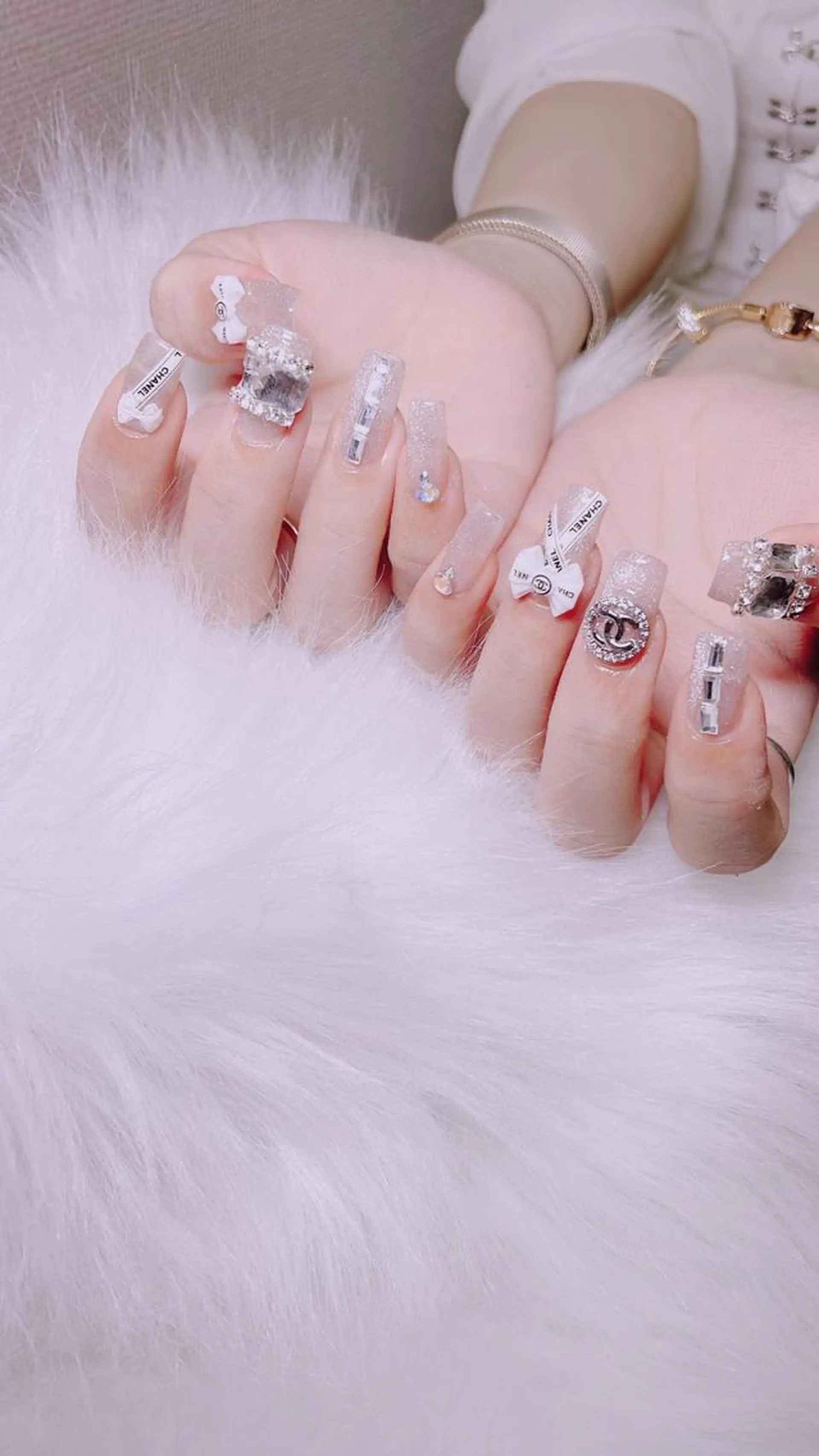 ネイル アートネイル 長さ出し フレンチネイル ジェルネイル 韓国ネイル Anh 高田馬場のネイルデザイン