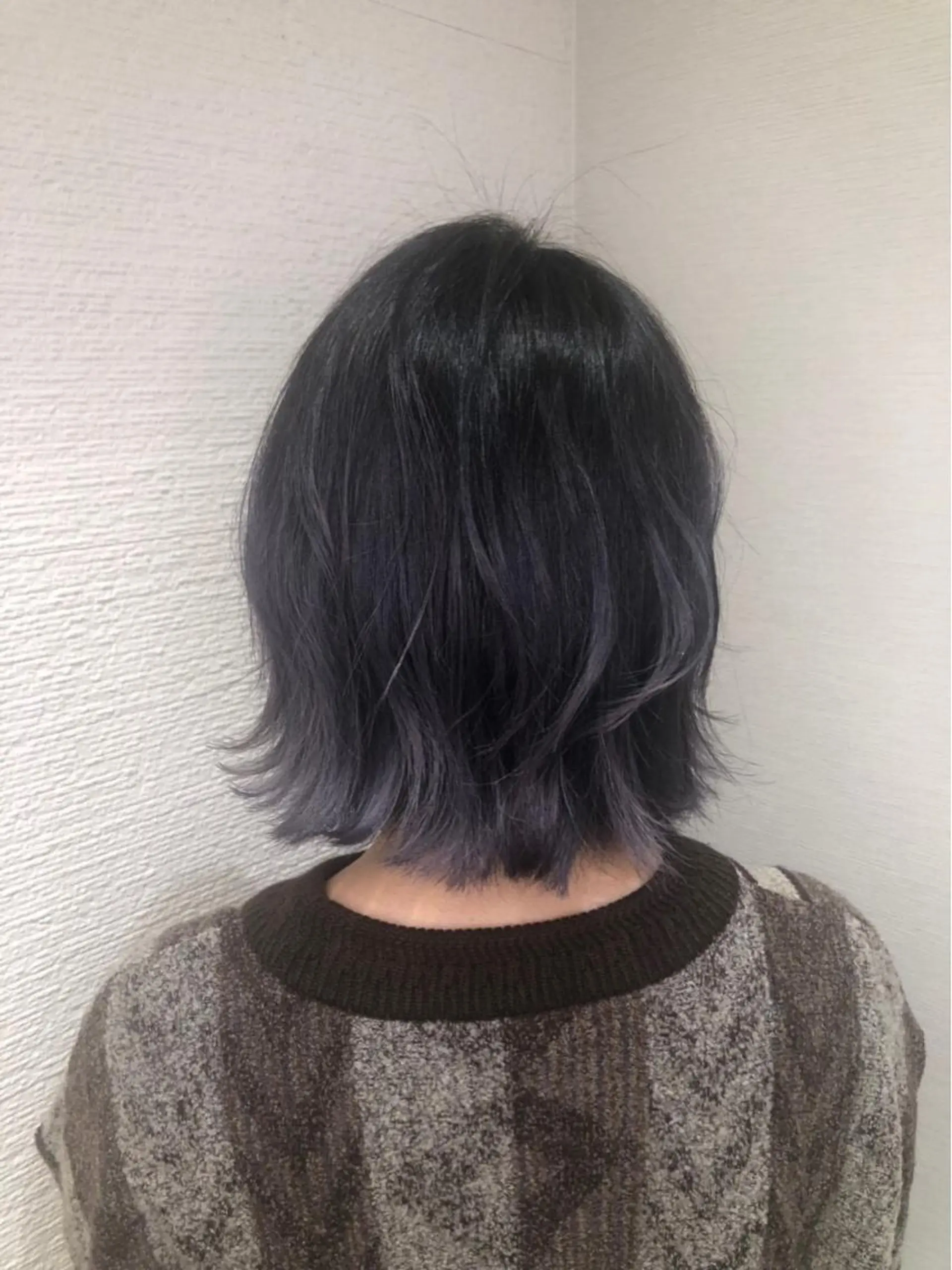 ミディアム カラー ヘアアレンジ グラデーションカラー バイオレットカラー 白髪ぼかしハイライト 茗荷谷駅徒歩2分のヘアスタイル