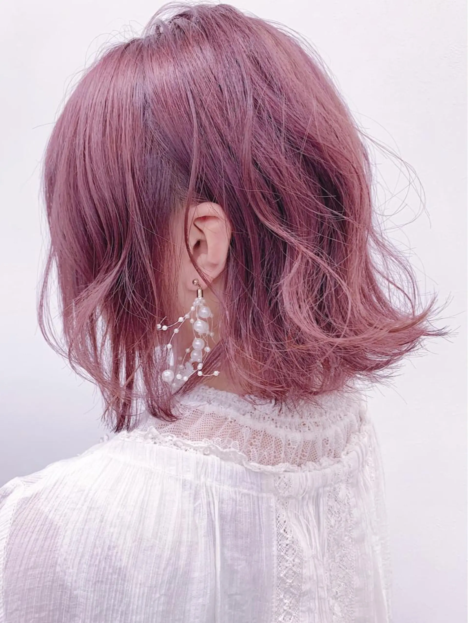ショート カラー ピンクカラー 柔らかbeige モトキのヘアスタイル