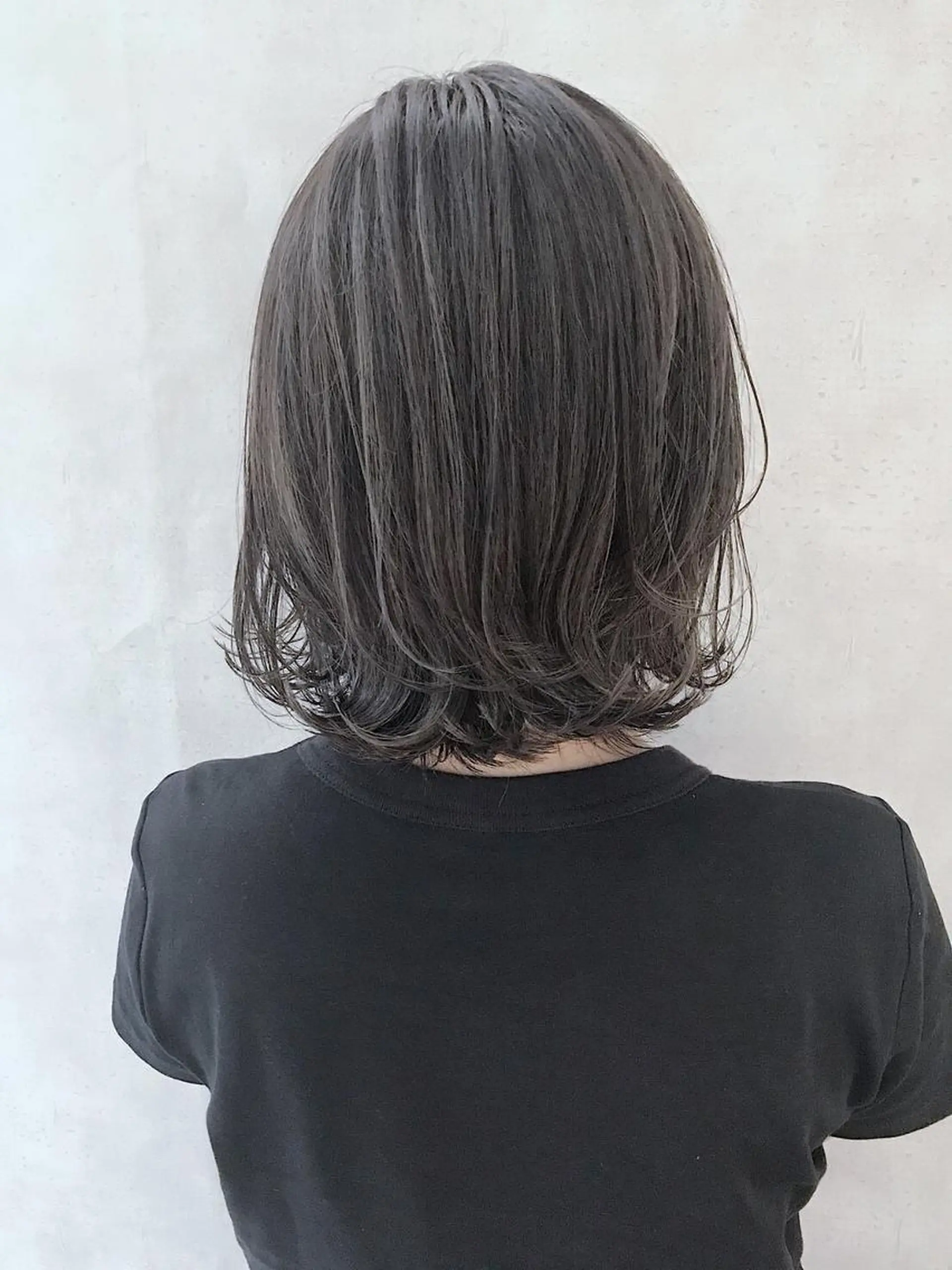 ショート カラー MOU namba ムウナンバのヘアスタイル