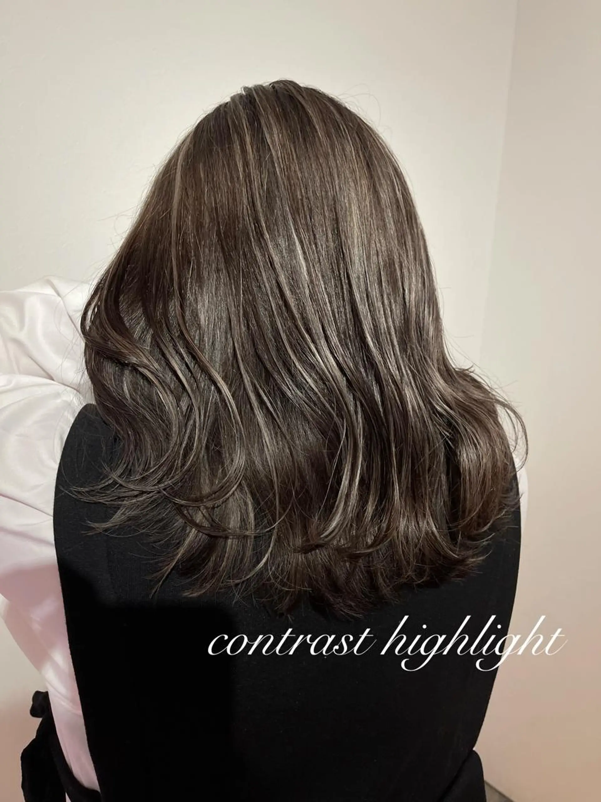 セミロング カラー カット ヘアカラー トリートメント 海外レイヤー/ レイヤーカット/和田のヘアスタイル
