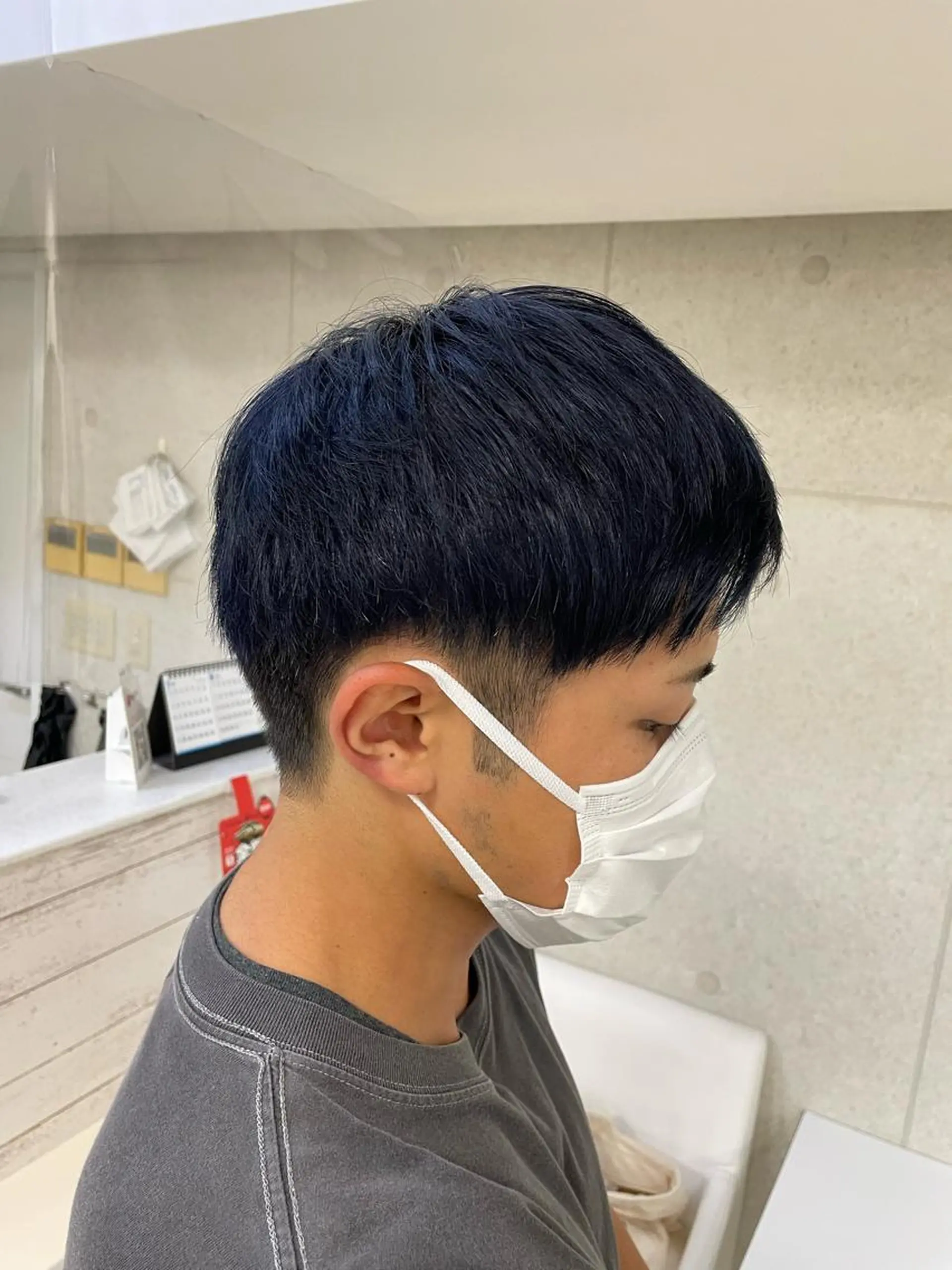 ショート カラー メンズ メンズブリーチ 黒髪 ブリーチ ブルーカラー ブルーブラック XANADU上野店 🐼ﾖｺﾊｼのヘアスタイル