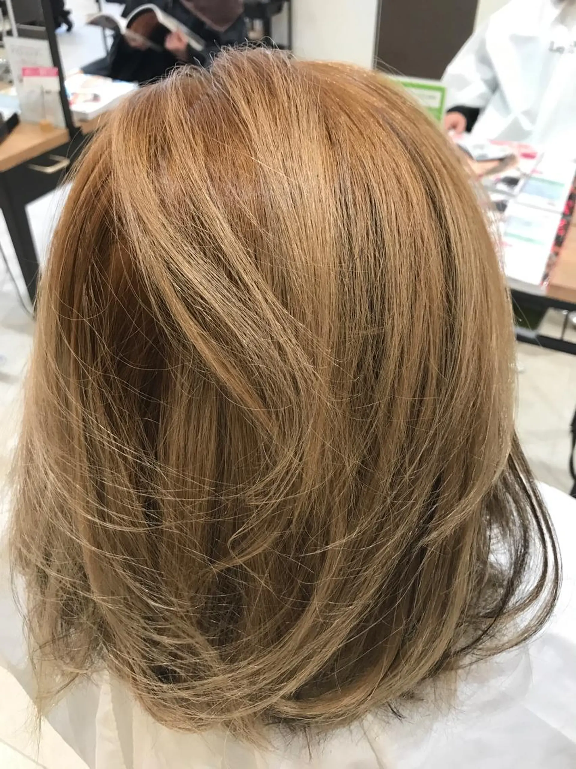 ミディアム 星野 慎也のヘアスタイル