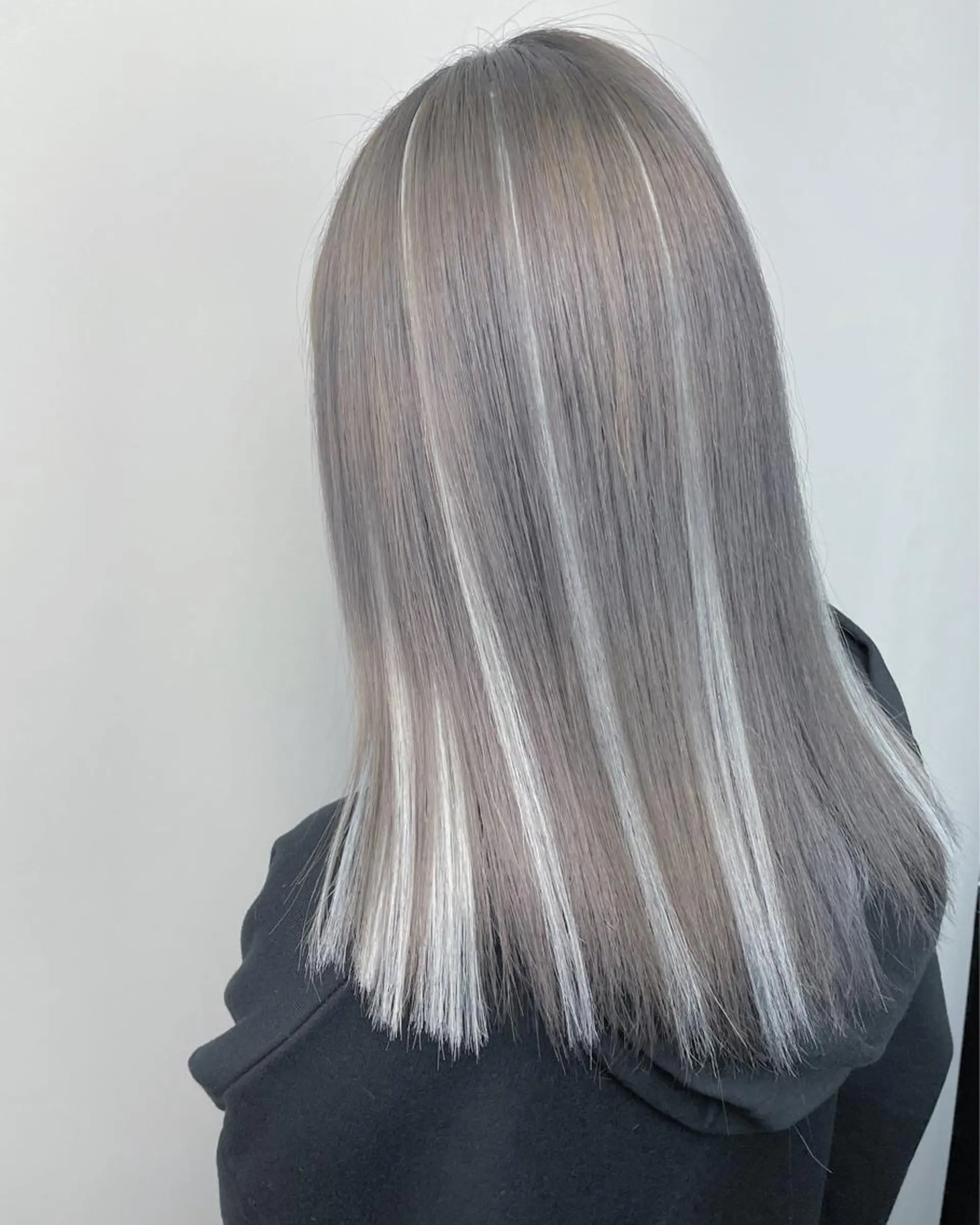 セミロング カラー 【KIRA 代表】 TATSUYAのヘアスタイル