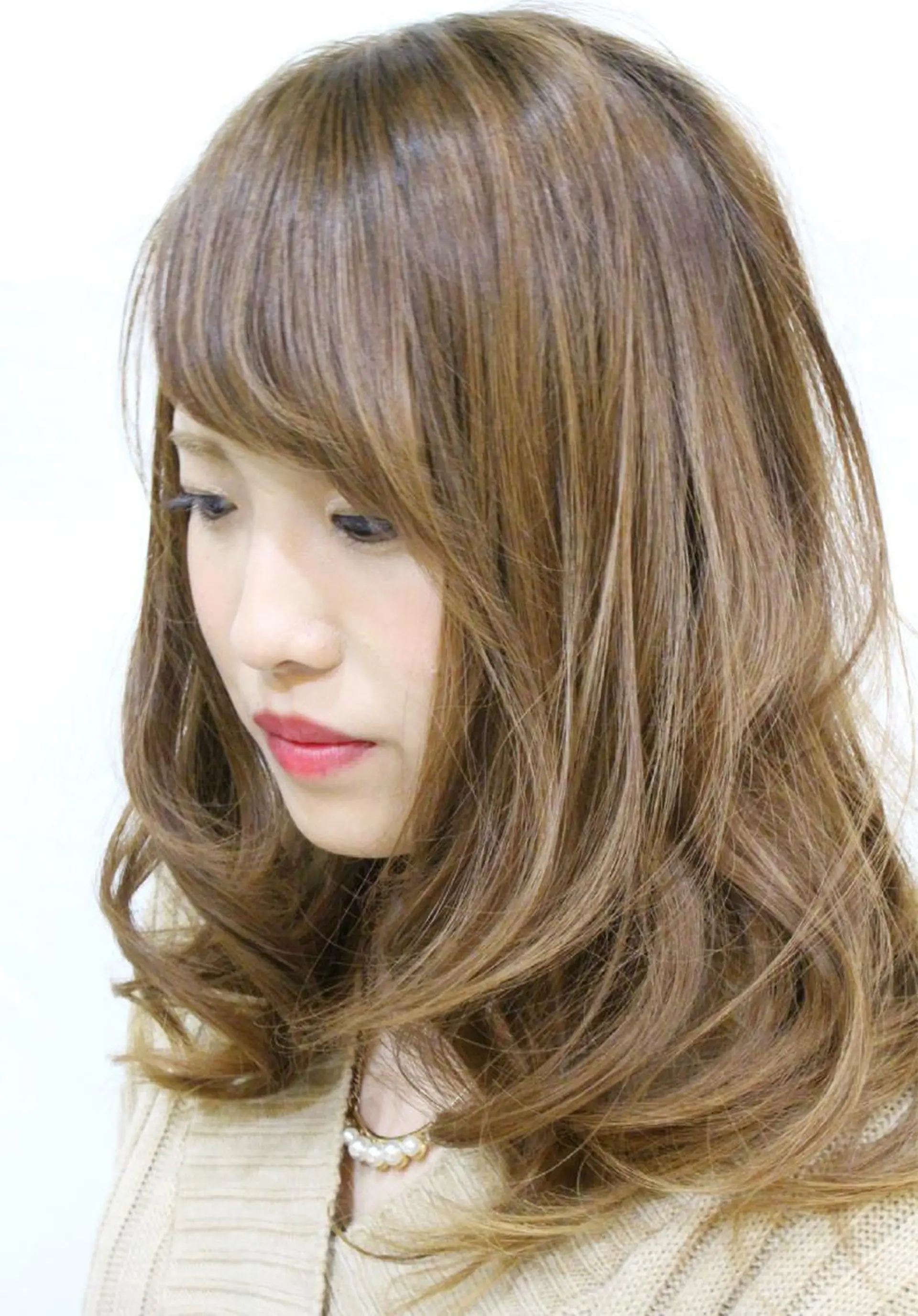 セミロング カラー パーマ ベージュカラー ハイライトカラー イエローカラー ハイライト パーマ 縮毛矯正 土居 正季のヘアスタイル