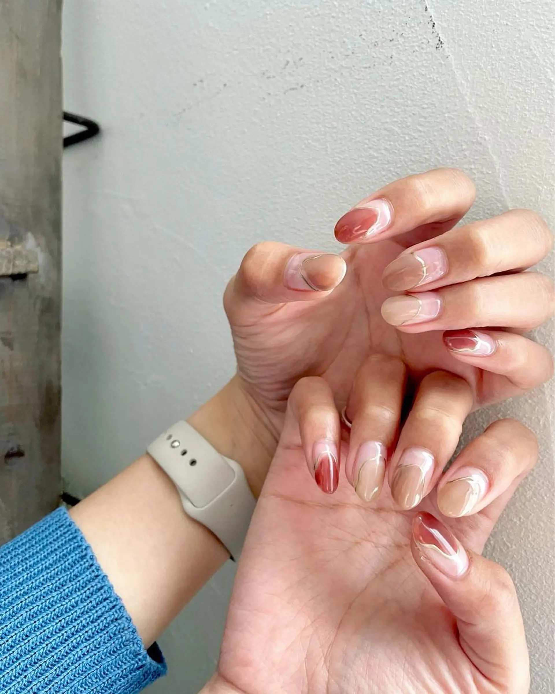 ネイル フットネイル ジェルネイル ゴールド 韓国ネイル マグネットネイル ハンドネイル 甲府市徳行 🧸prunelleのネイルデザイン