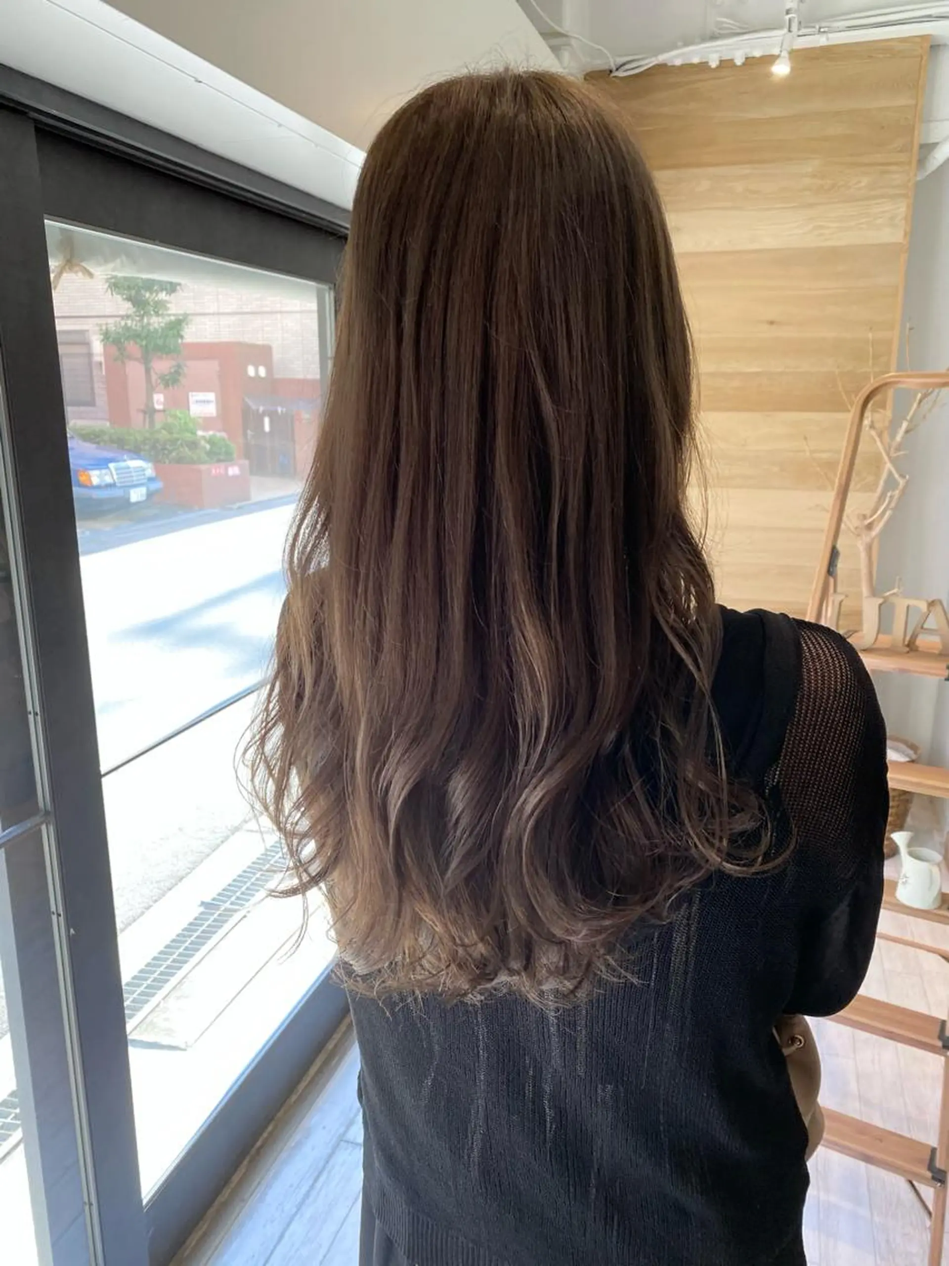 ロング カラー グレージュ ラベンダーカラー ラベンダーグレージュ ラベンダーグレー カット ヘアカラー トリートメント newi 京橋 【yuuki】のヘアスタイル