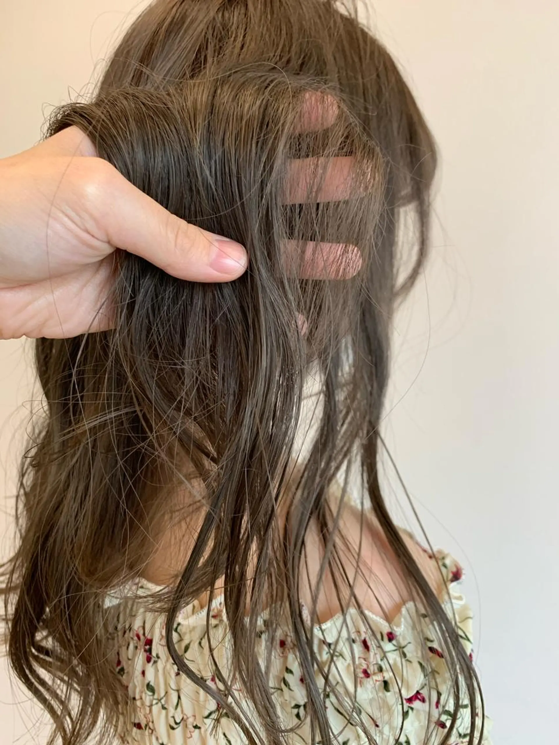ロング カラー 鈴木 まりやのヘアスタイル