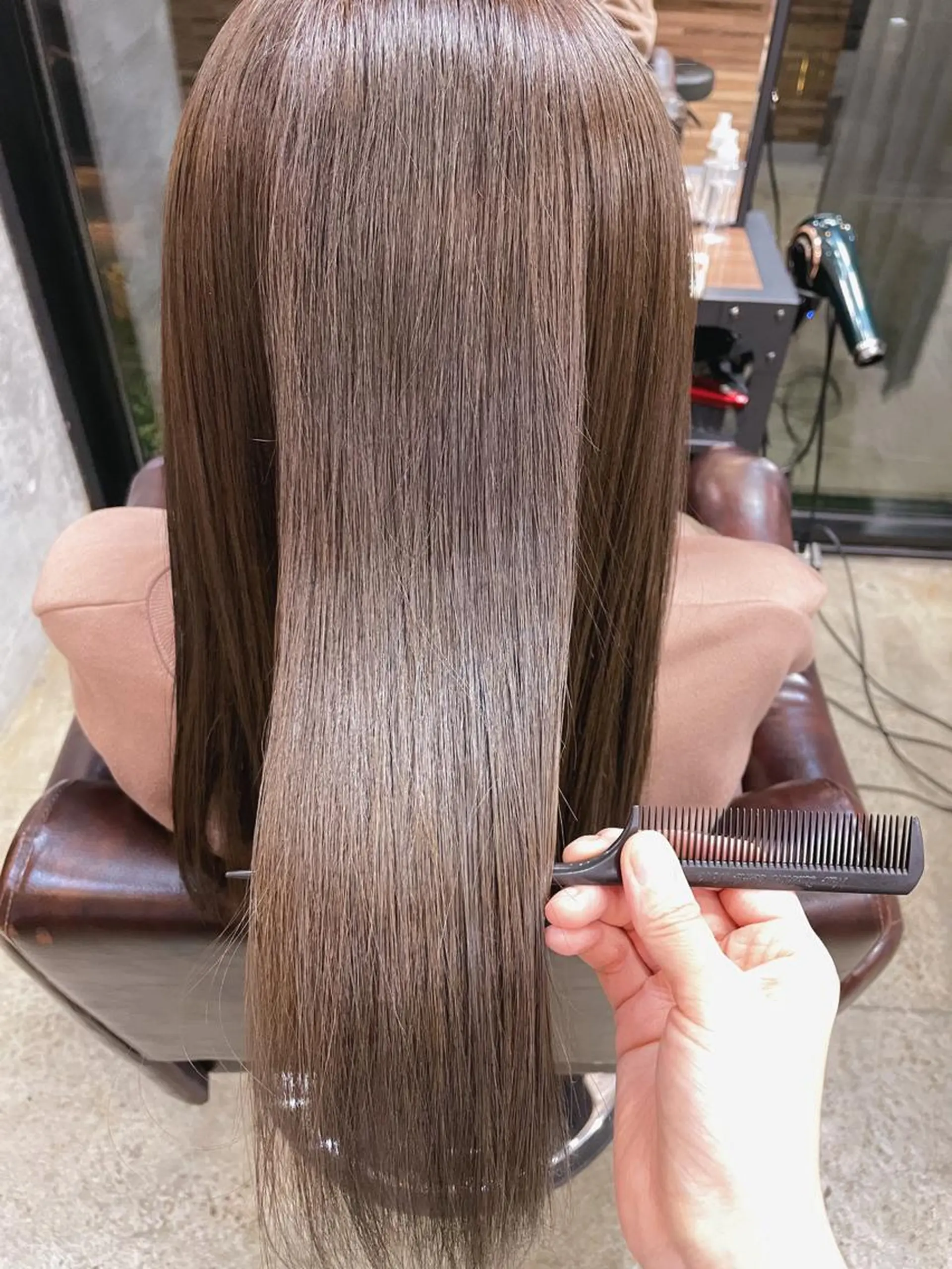 ロング カット ヘアカラー トリートメント 石上 沙也香のヘアスタイル