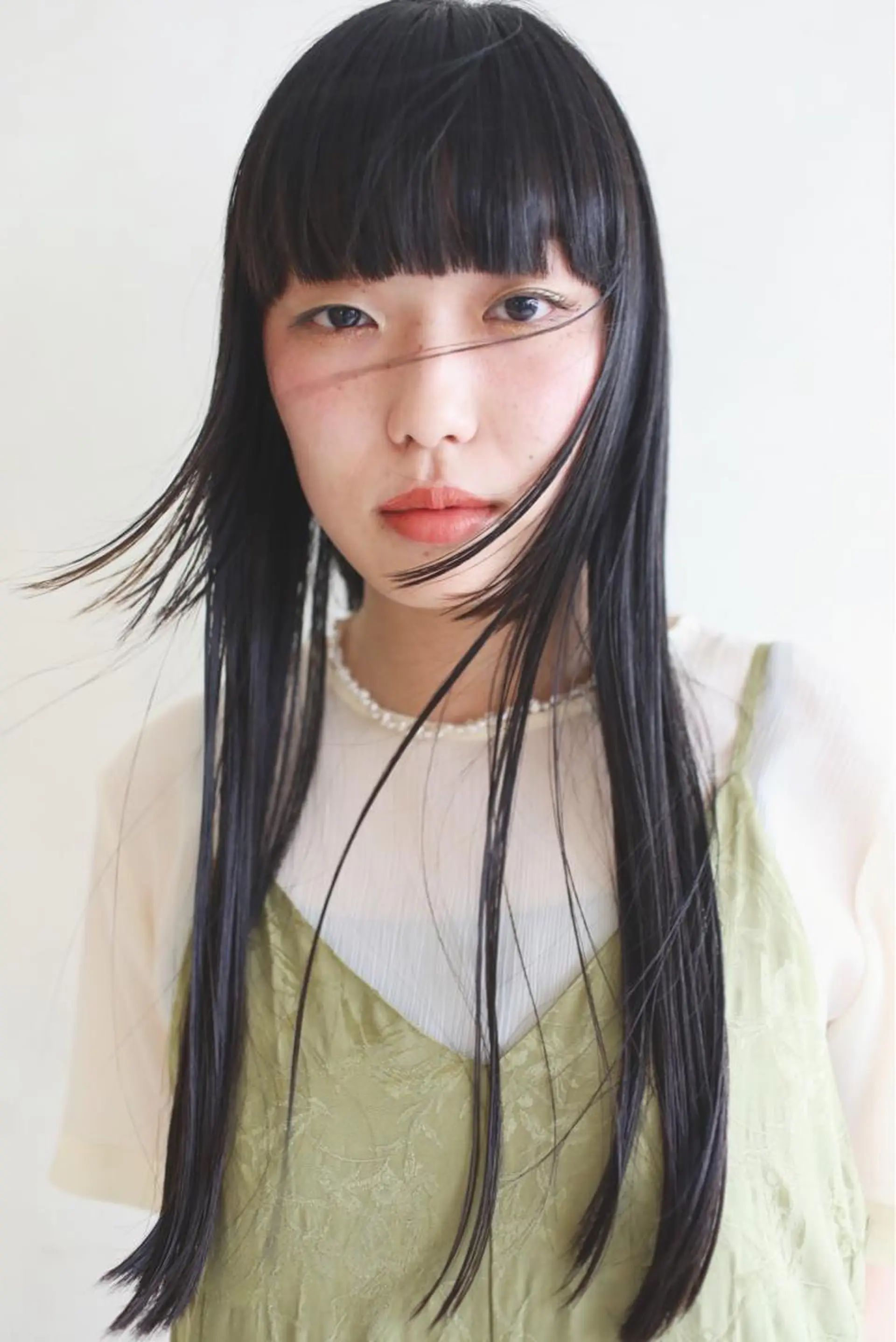 ロング 顔まわりレイヤー 顔周りカット 姫カット レイヤーカット ロング カット パーマ 縮毛矯正 スギヤマ ショウゴのヘアスタイル