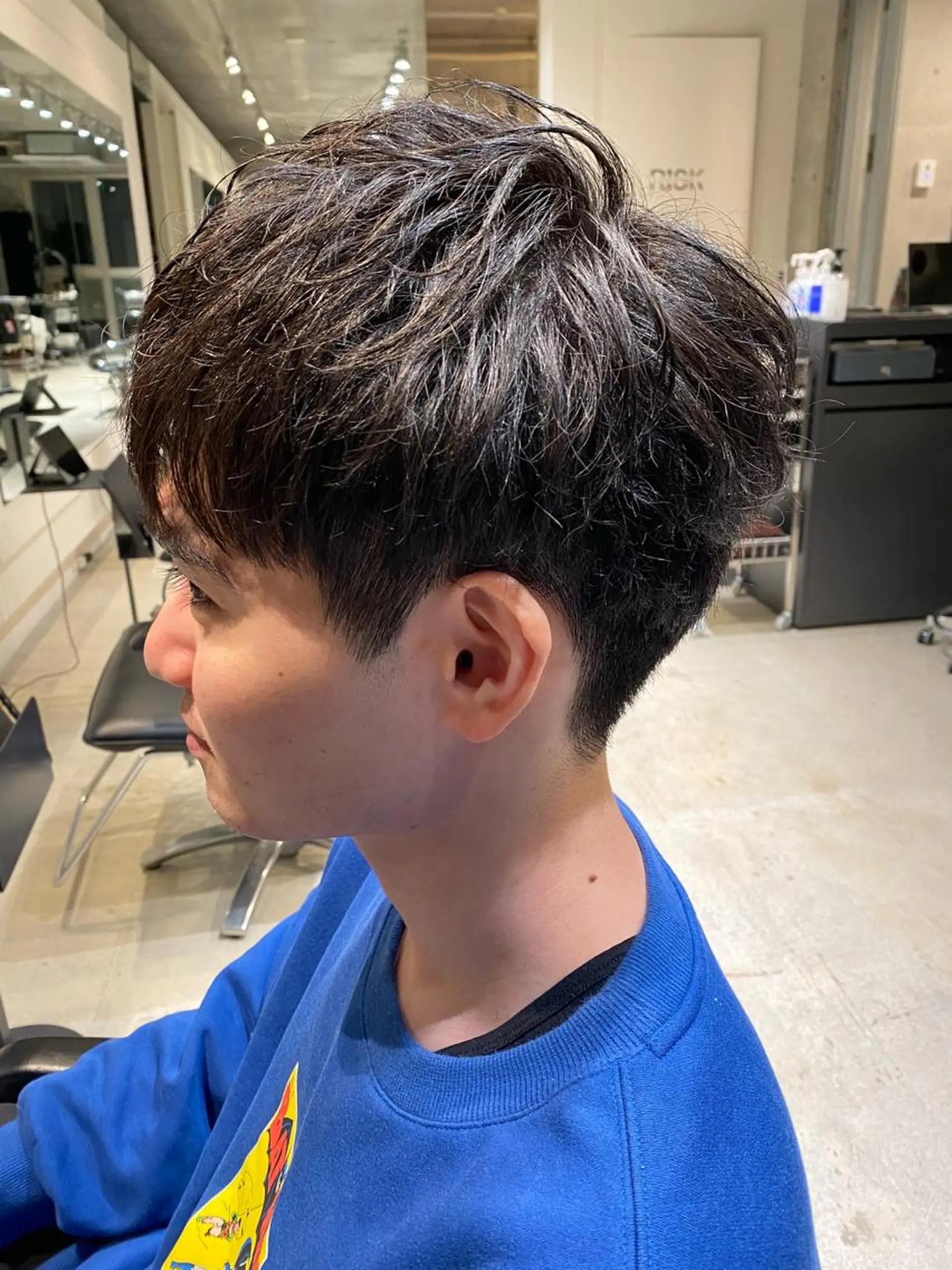 ショート メンズ アップバング センターパート メンズ韓国風 マッシュ メンズショート カット トリートメント 大人可愛いレイヤー 大田のヘアスタイル