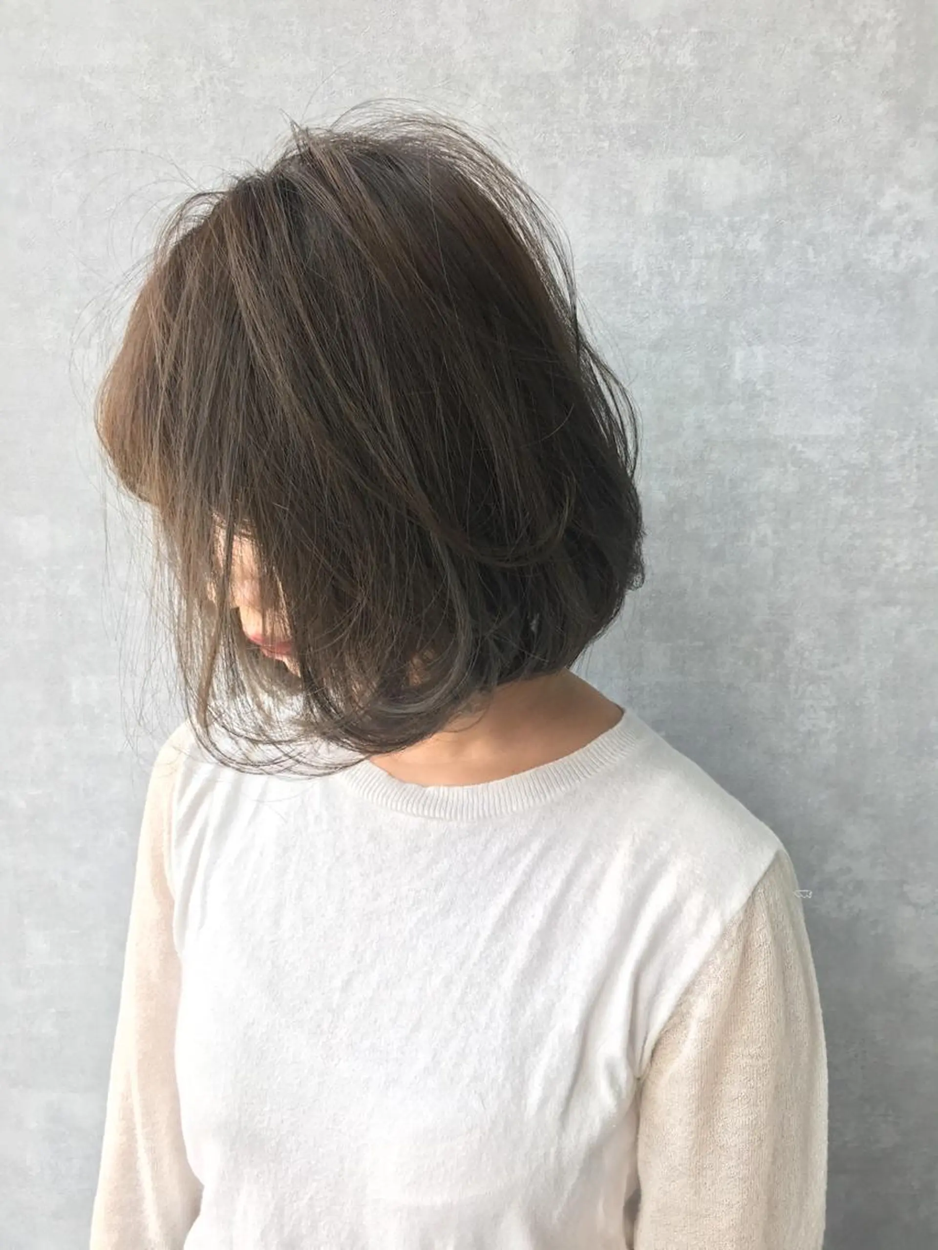 ショート カラー ベージュカラー レイヤーカット BLend 渋谷のヘアスタイル