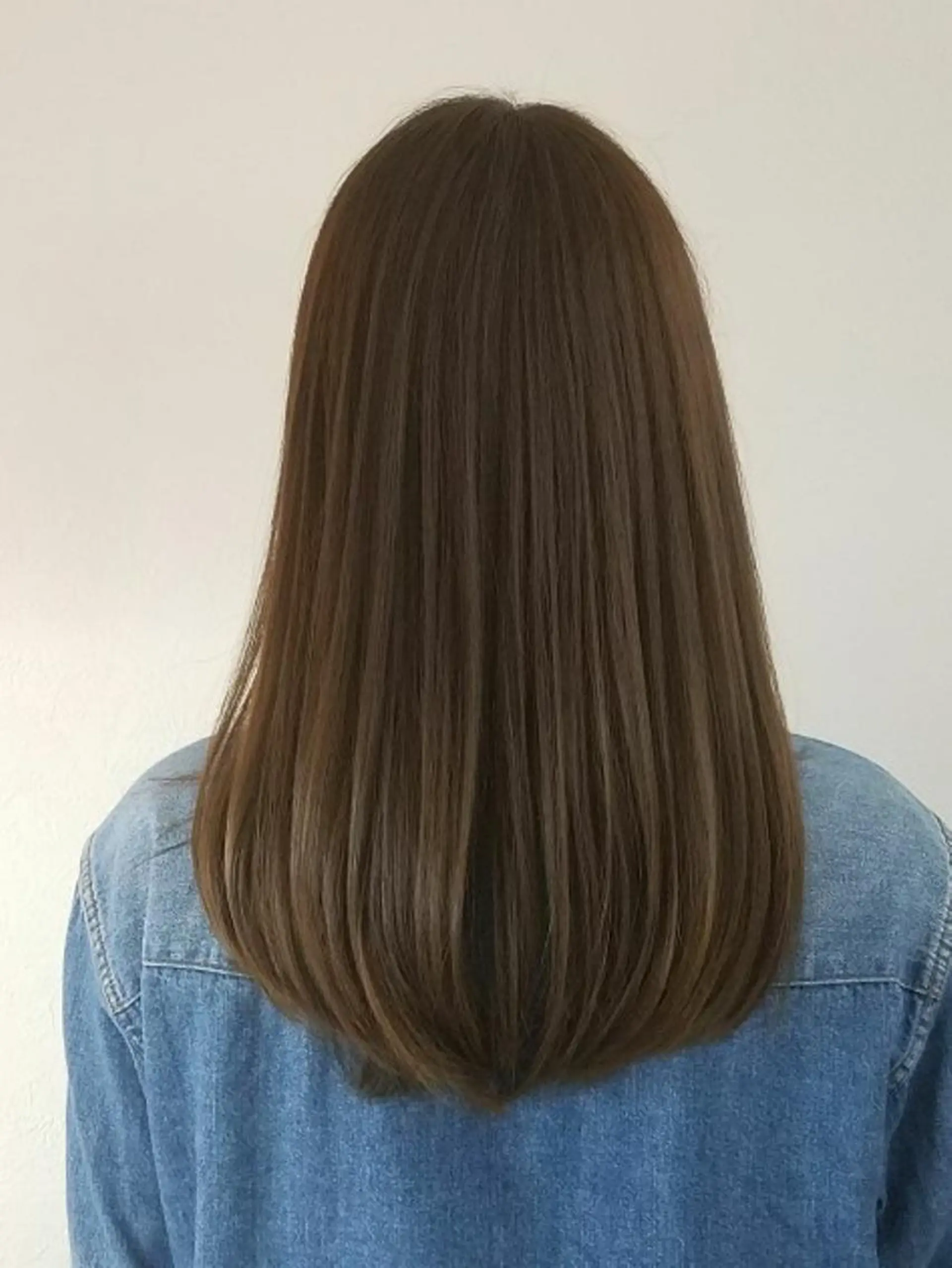 ロング カラー アディクシーカラー グレージュ カット ヘアカラー くわやま まさきのヘアスタイル