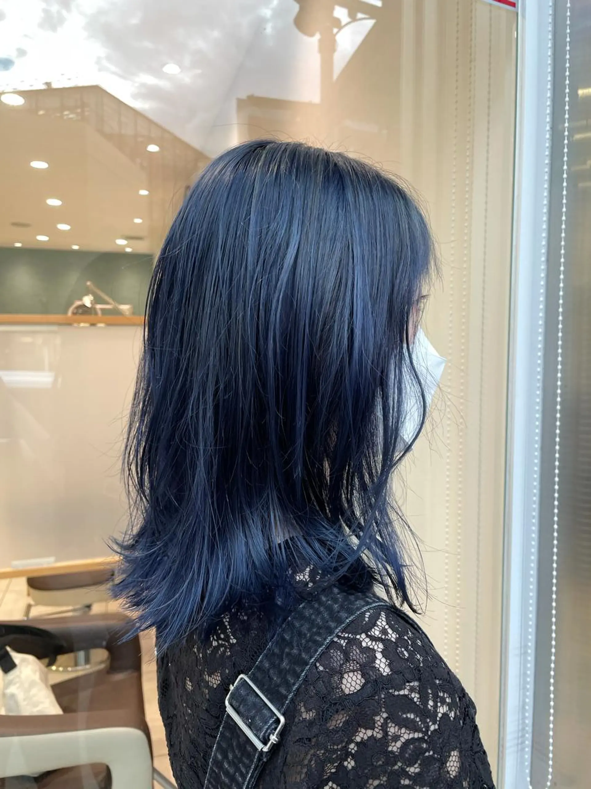ロング カラー ブルーカラー ナカタケ ユウのヘアスタイル