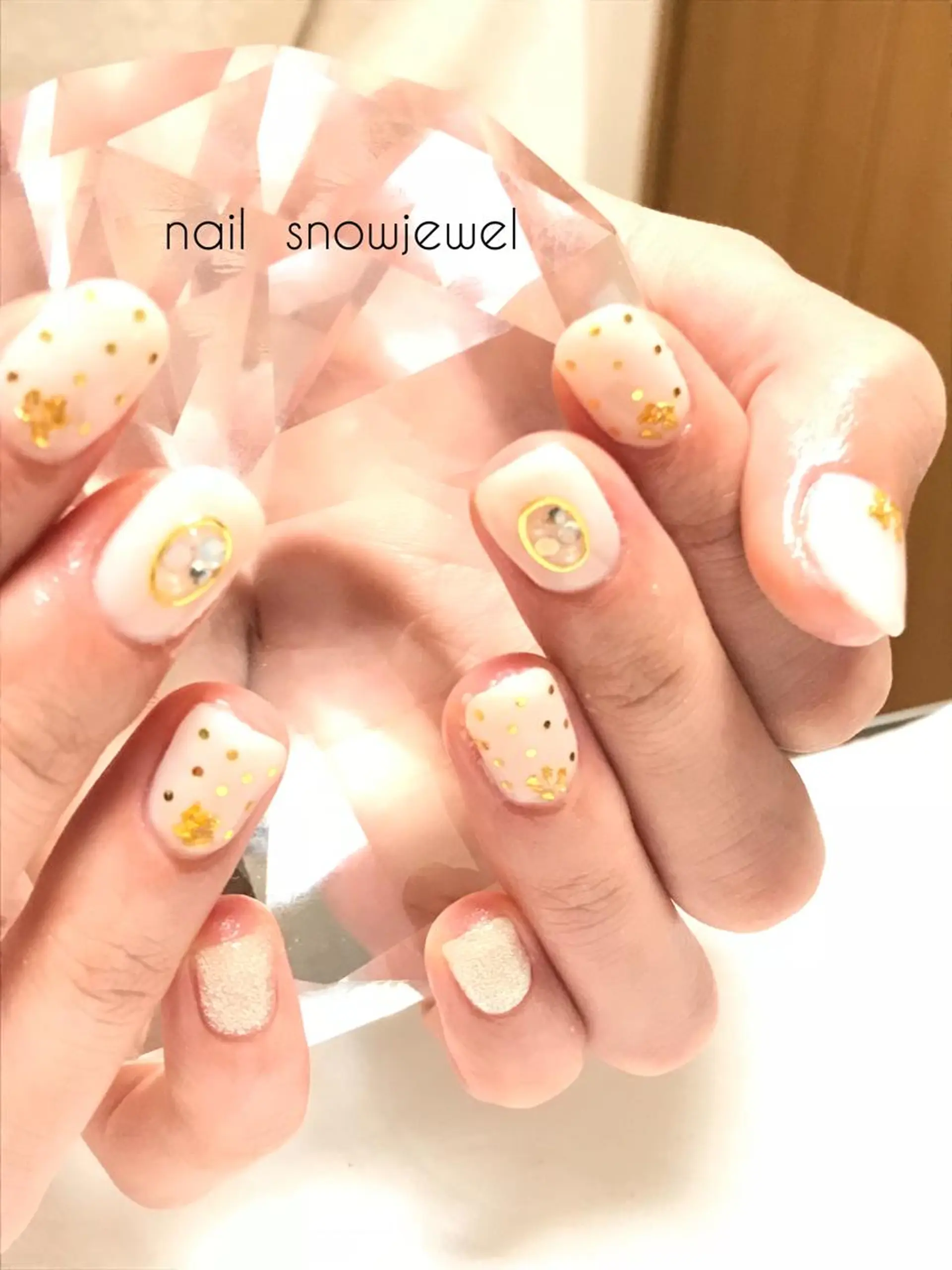 ネイル ホワイト 冬ネイル nail snowjewelのネイルデザイン
