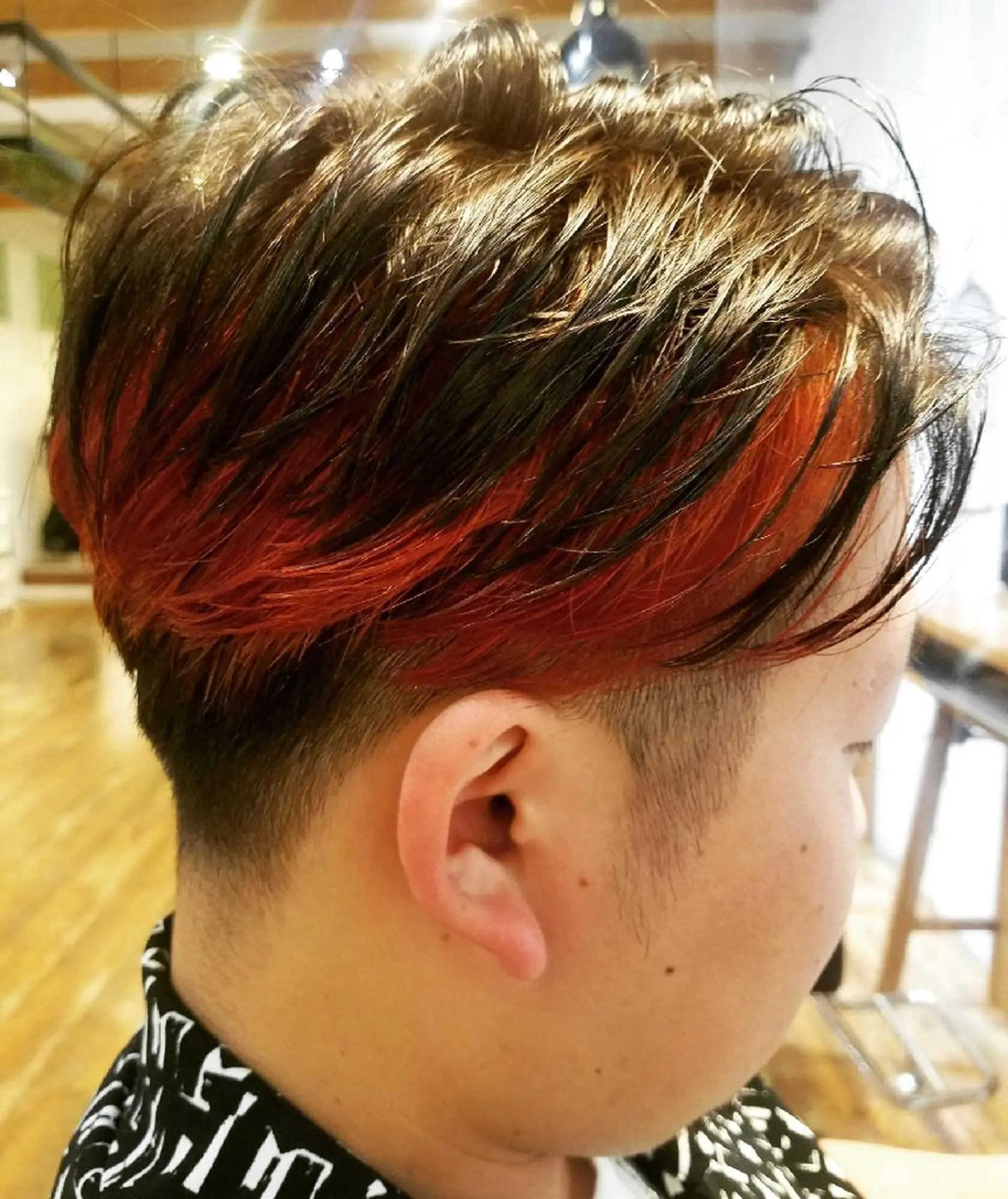 ショート カラー メンズ メンズインナーカラー インナーカラー 内村 純也のヘアスタイル