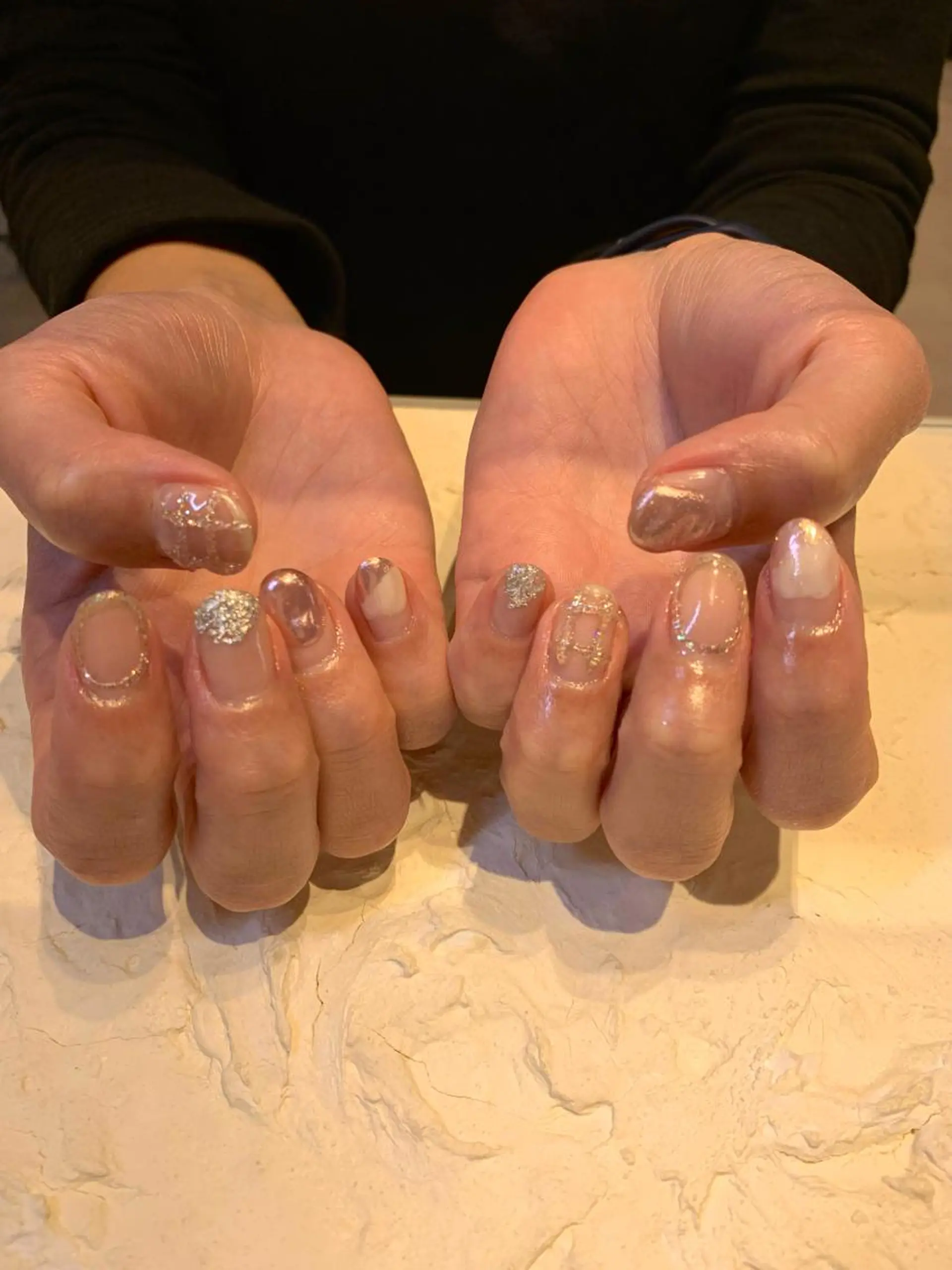 ネイル クリアネイル マキノ ユイのネイルデザイン