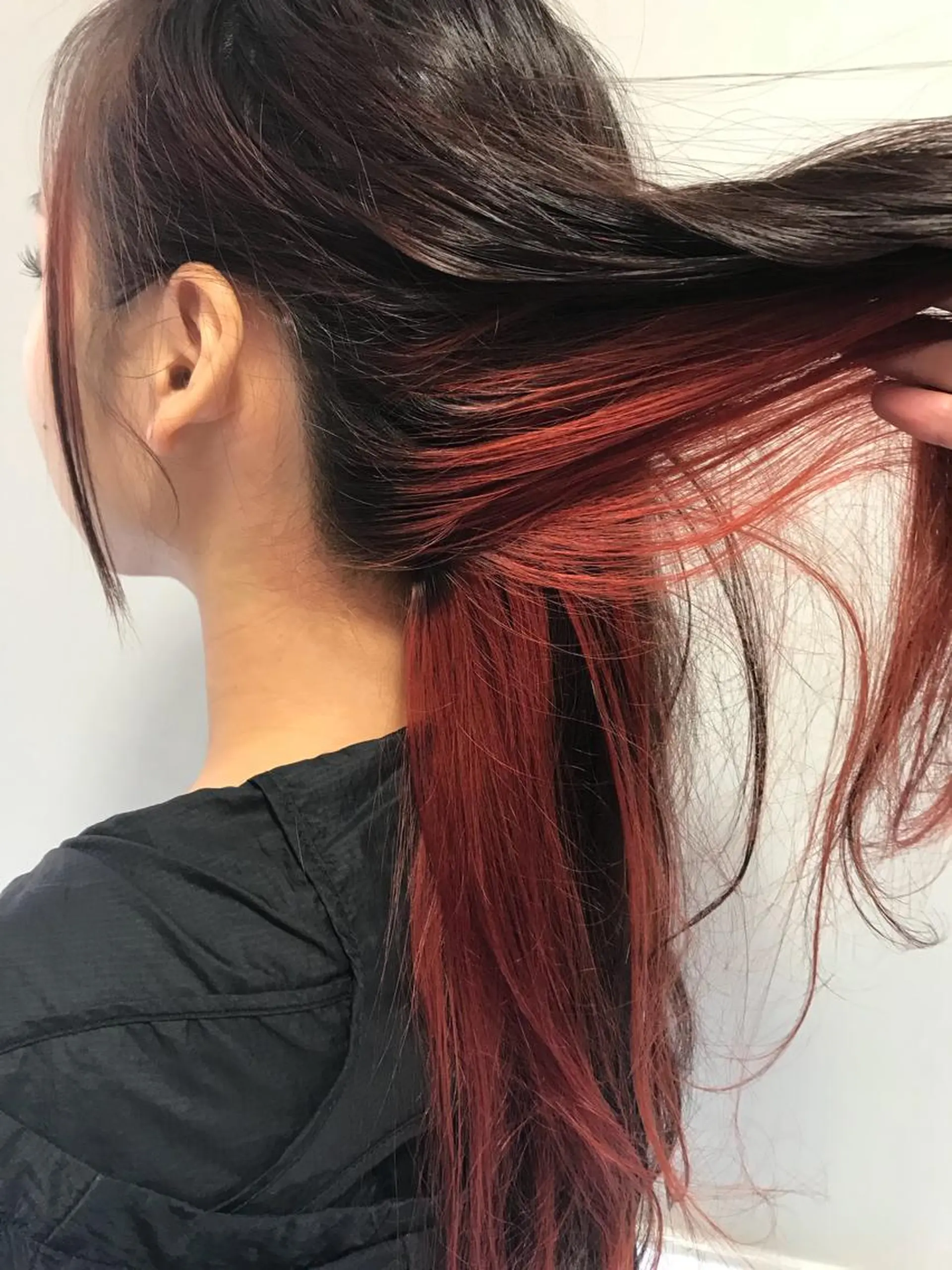 ロング カラー レッドカラー 長谷川 誠志のヘアスタイル