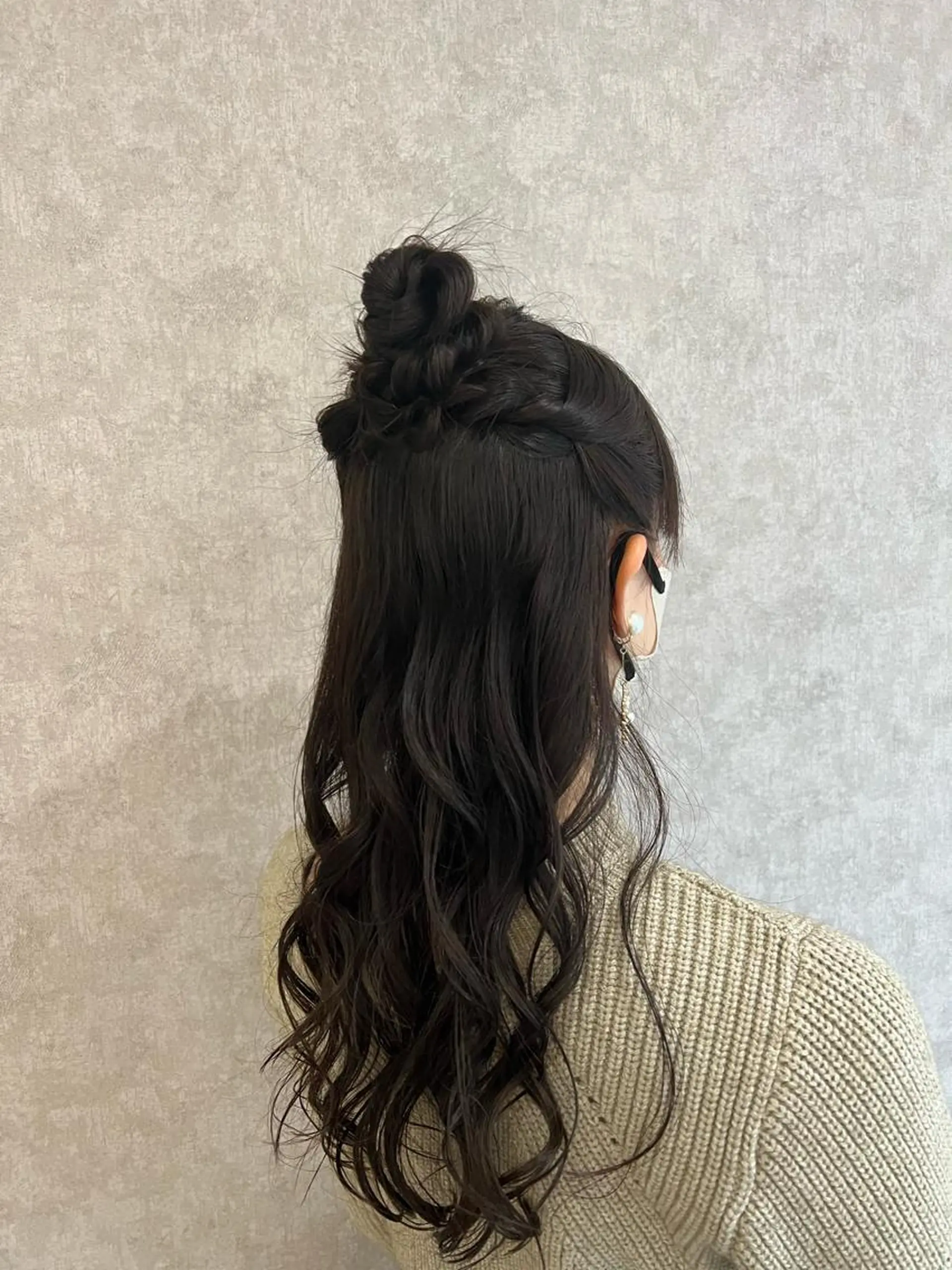 ロング Rio/ヘアセット/ ハイトーンカラーのヘアスタイル