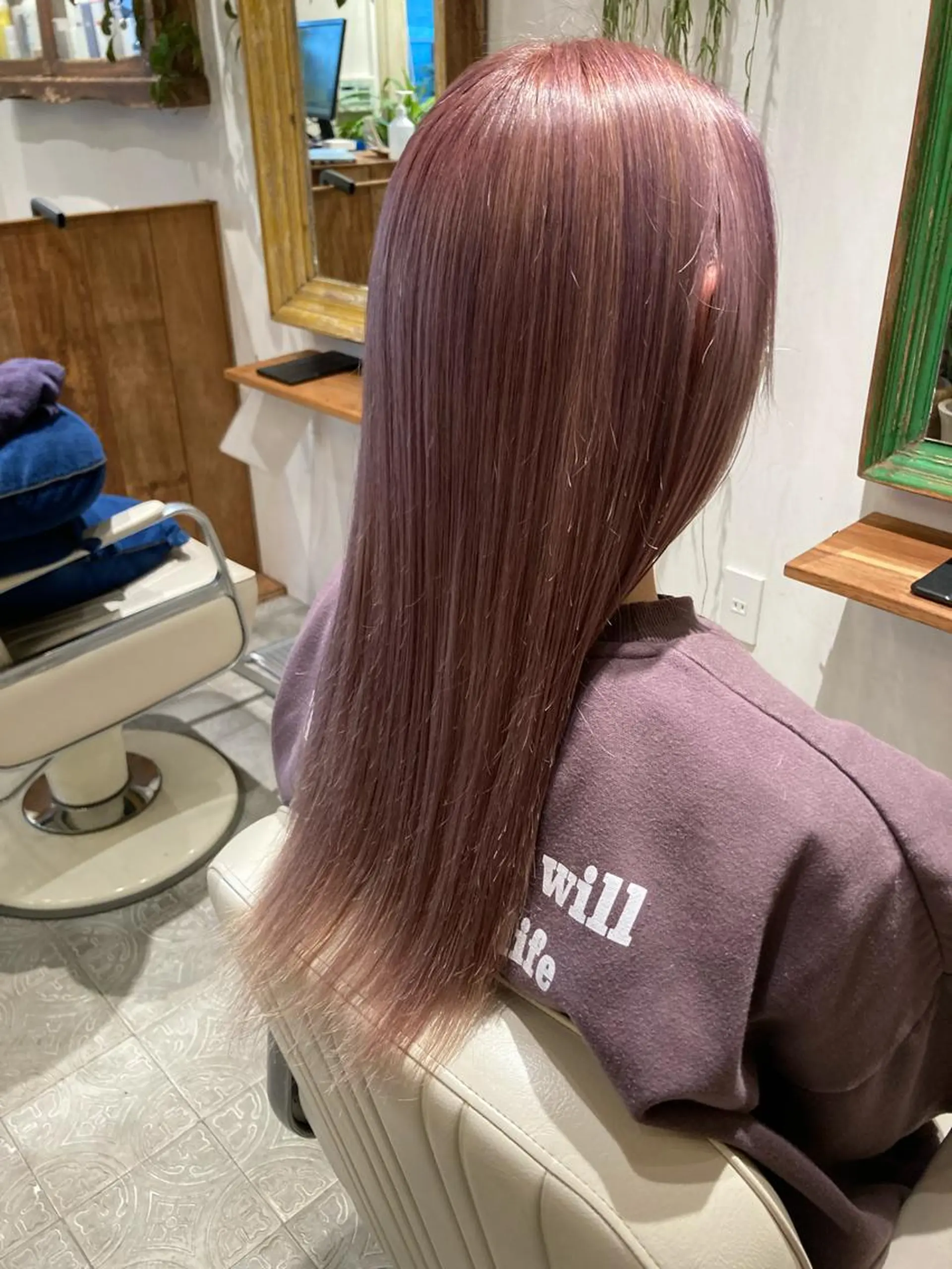 ロング カラー 大方 いくみのヘアスタイル