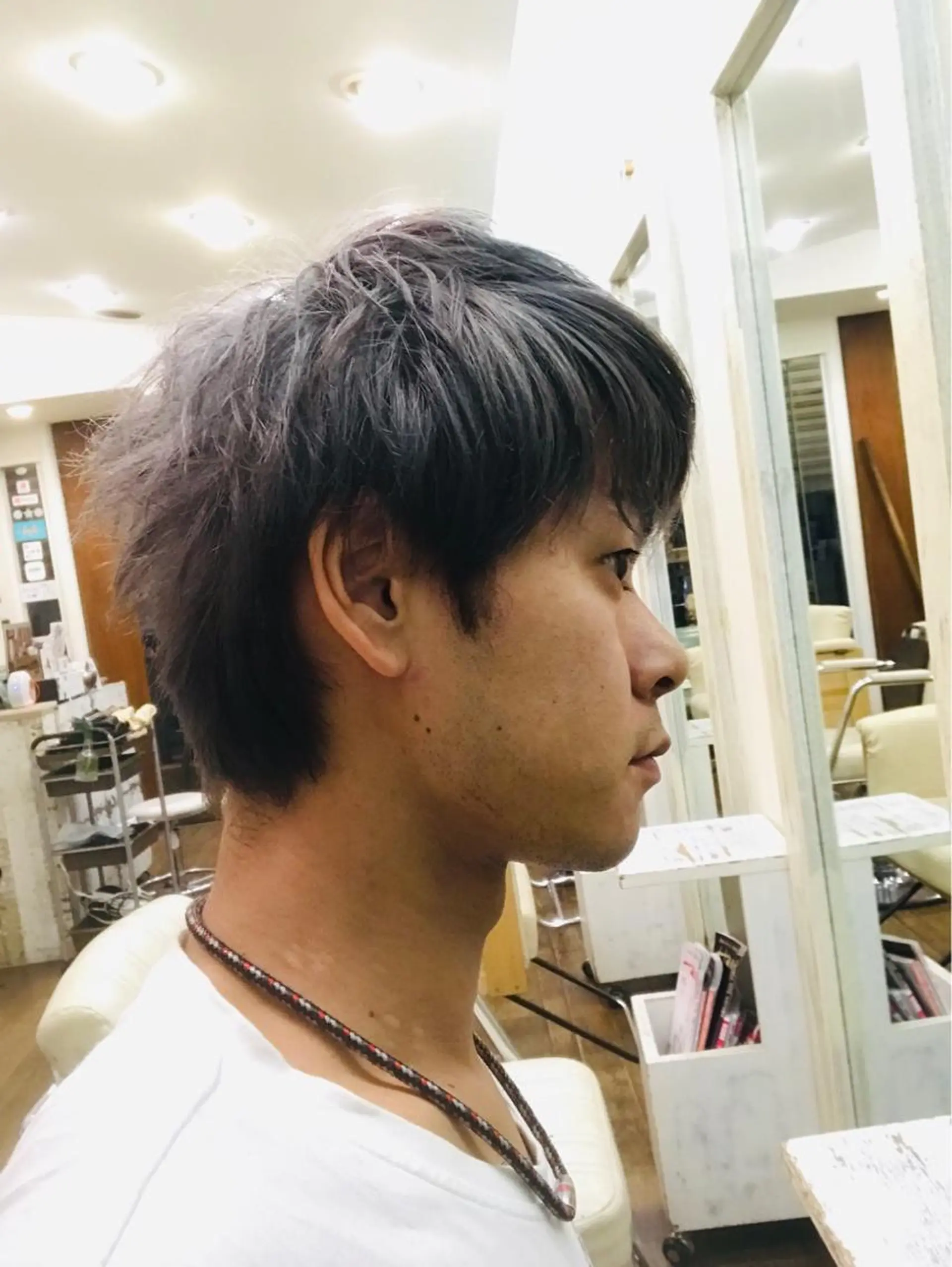 ショート カラー メンズ メンズブリーチ ブリーチ カット ヘアカラー トリートメント 吉原 頌平のヘアスタイル