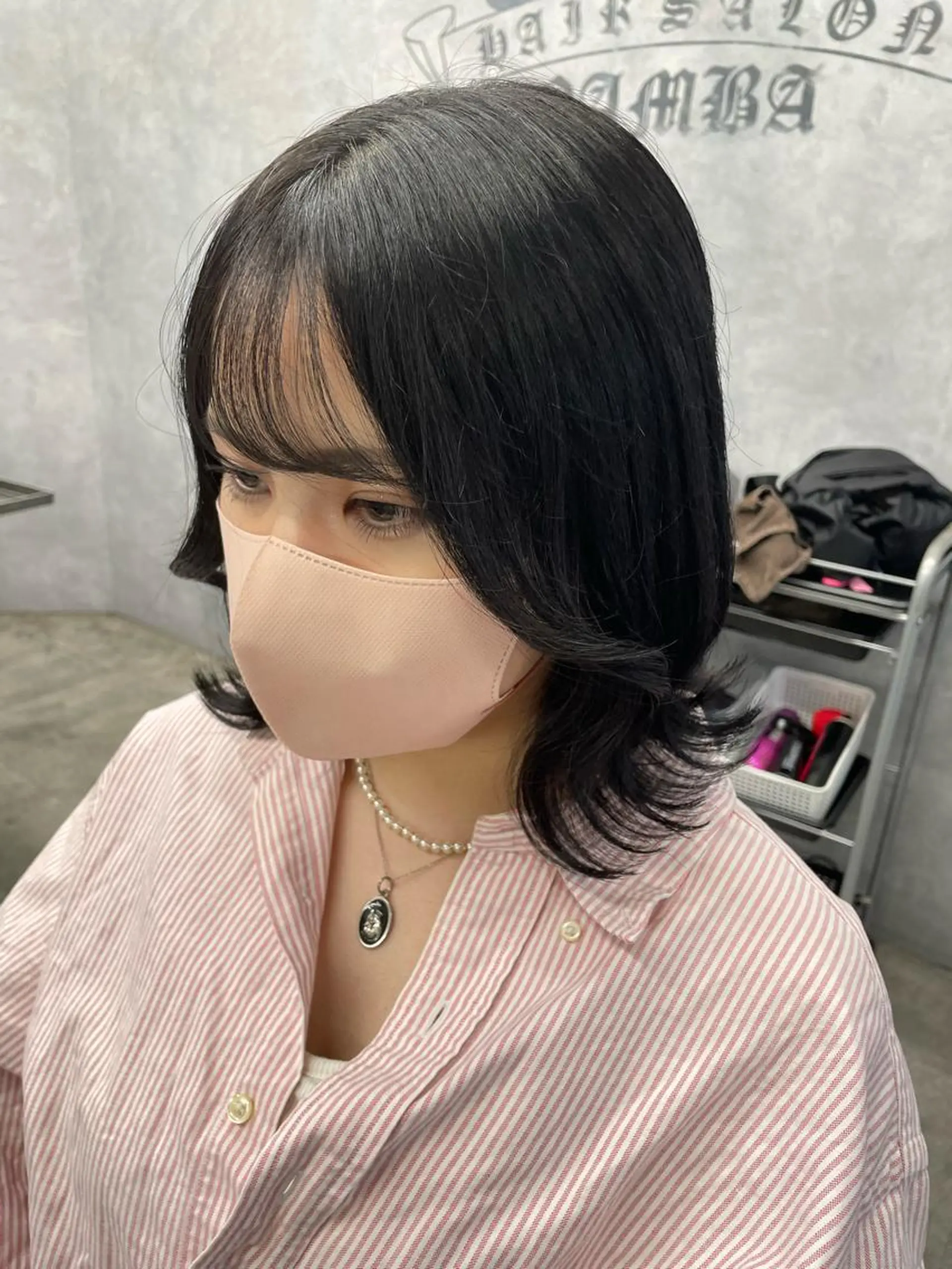 ミディアム くびれヘア Cielro/ダブル カラー/西田咲希のヘアスタイル