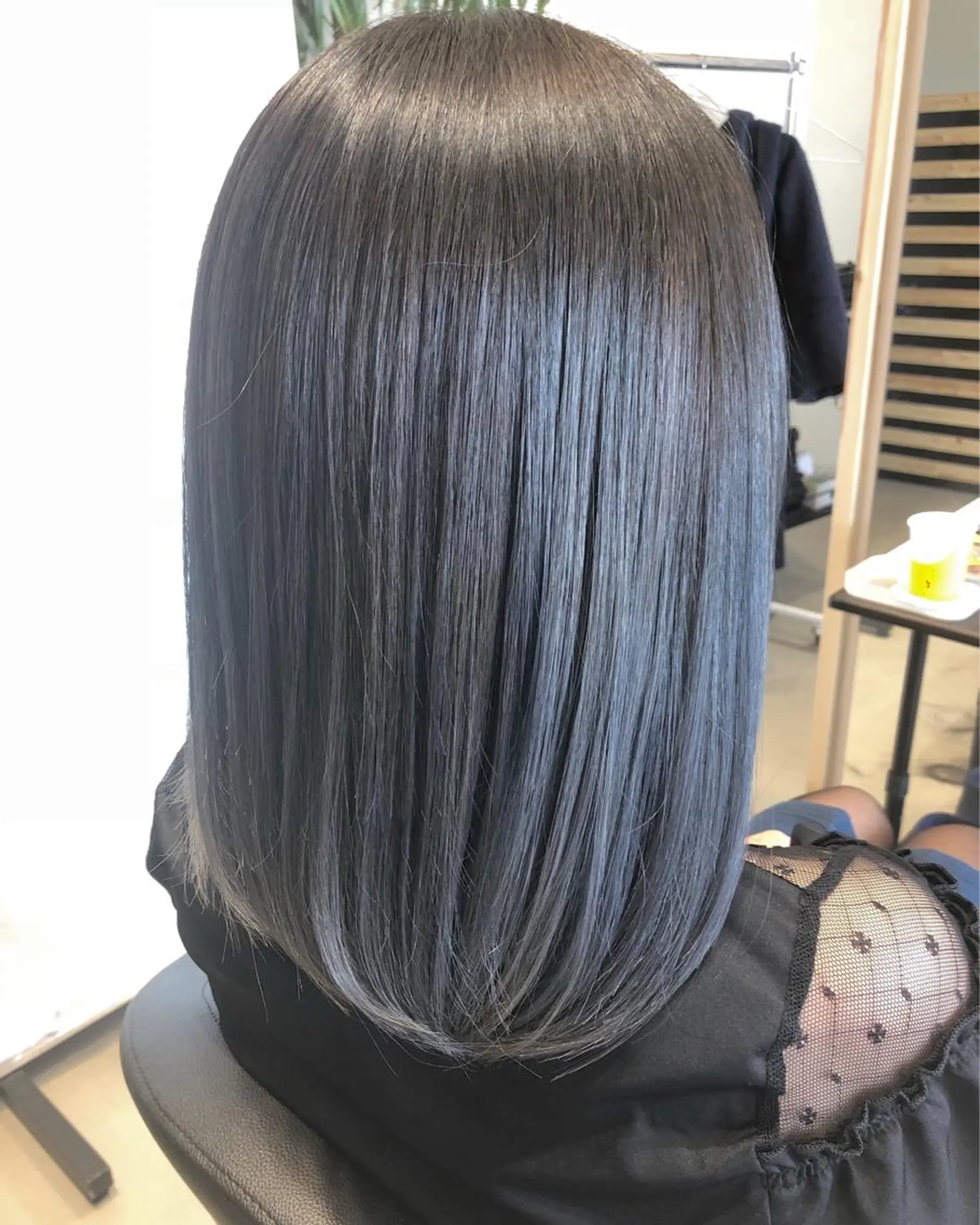 カラー 早川 真幸のヘアスタイル