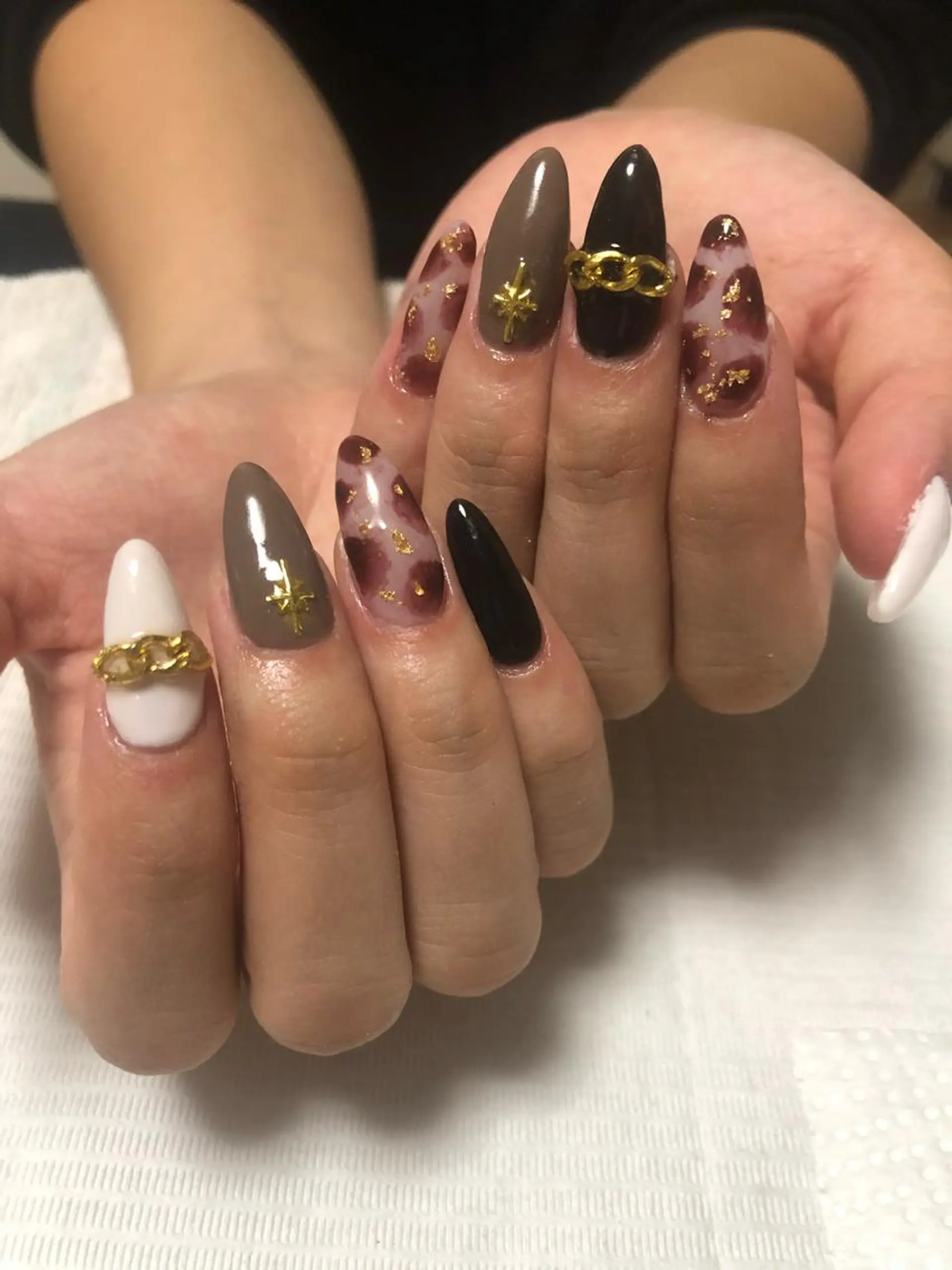 ネイル ハンドネイル 荒井 海輝のネイルデザイン