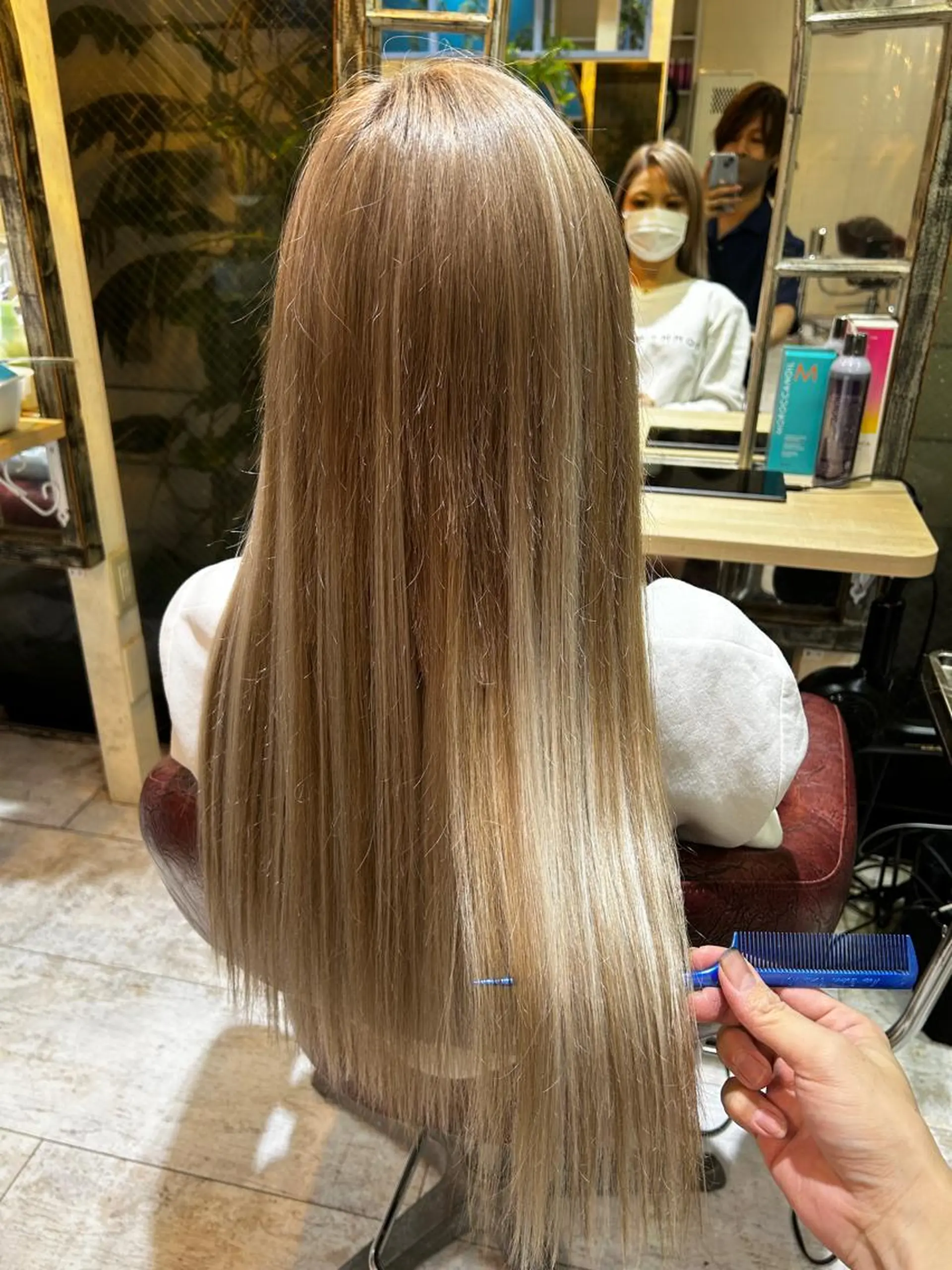 ロング カラー カット エクステ イズ ミのヘアスタイル