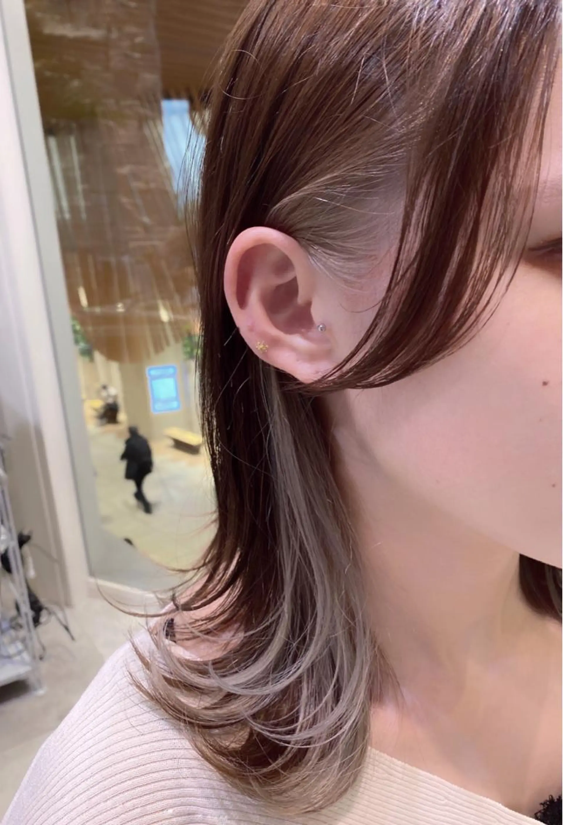 ミディアム カラー インナーカラー カット ヘアカラー 内藤 裕真  k-twoのヘアスタイル