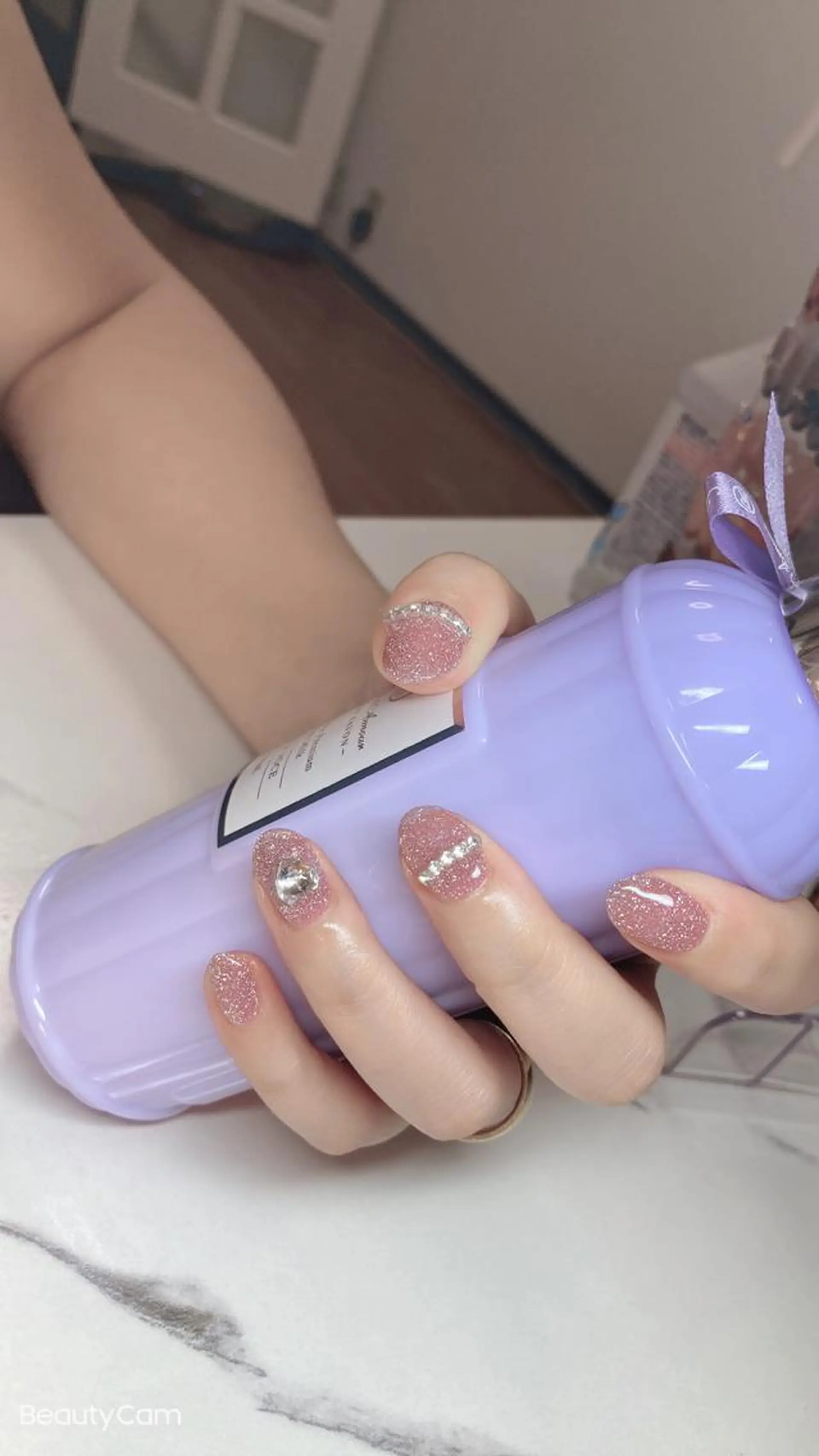 ネイル ewt miniのマツエク・マツパデザイン