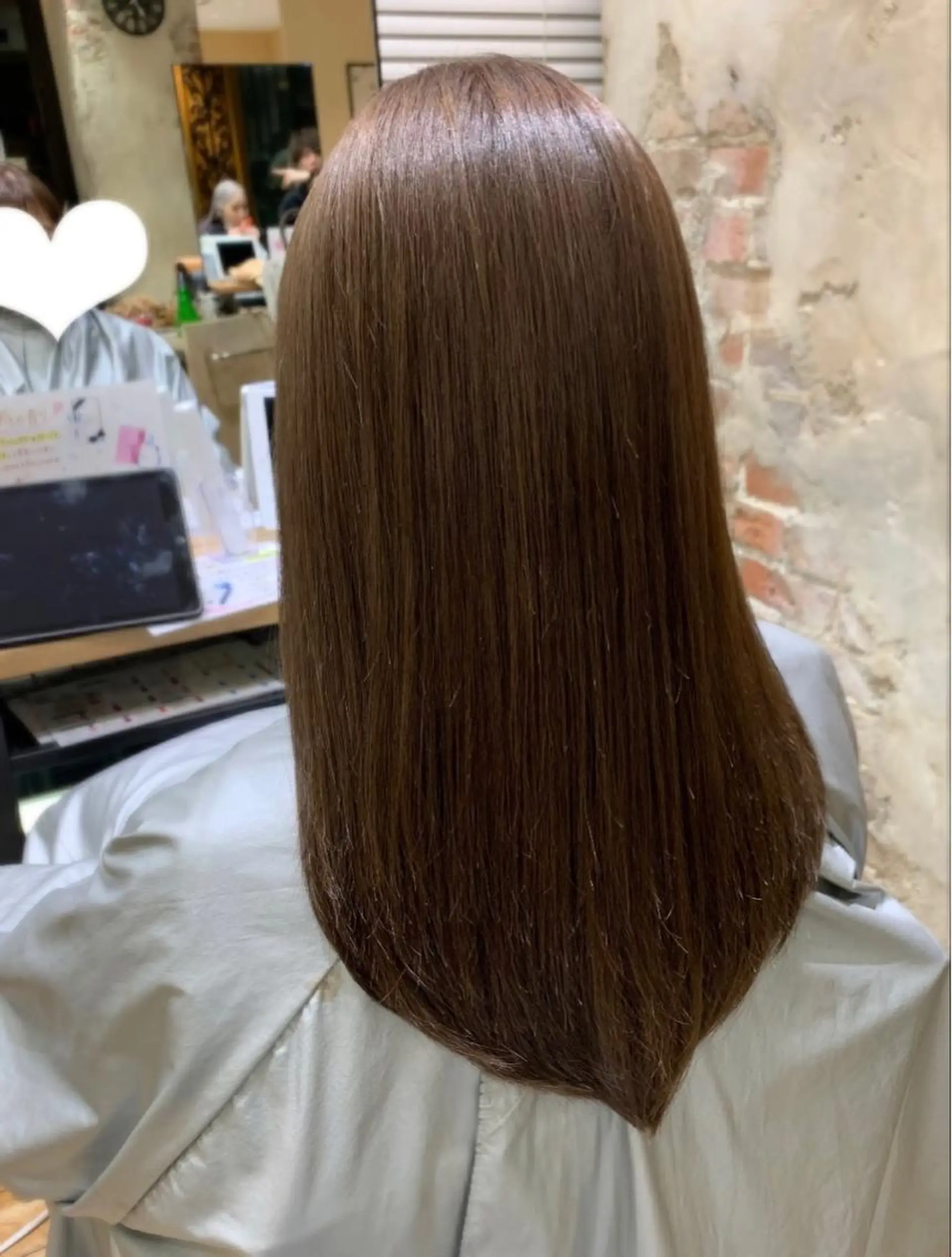 セミロング 髪質改善 レイヤーカット 🧡くびれヘア/前髪 顔周り🧡久原結衣のヘアスタイル