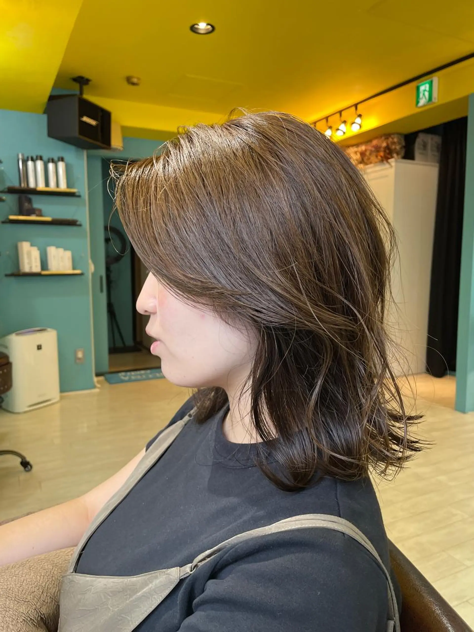 ミディアム カラー アッシュ 末石 智のヘアスタイル