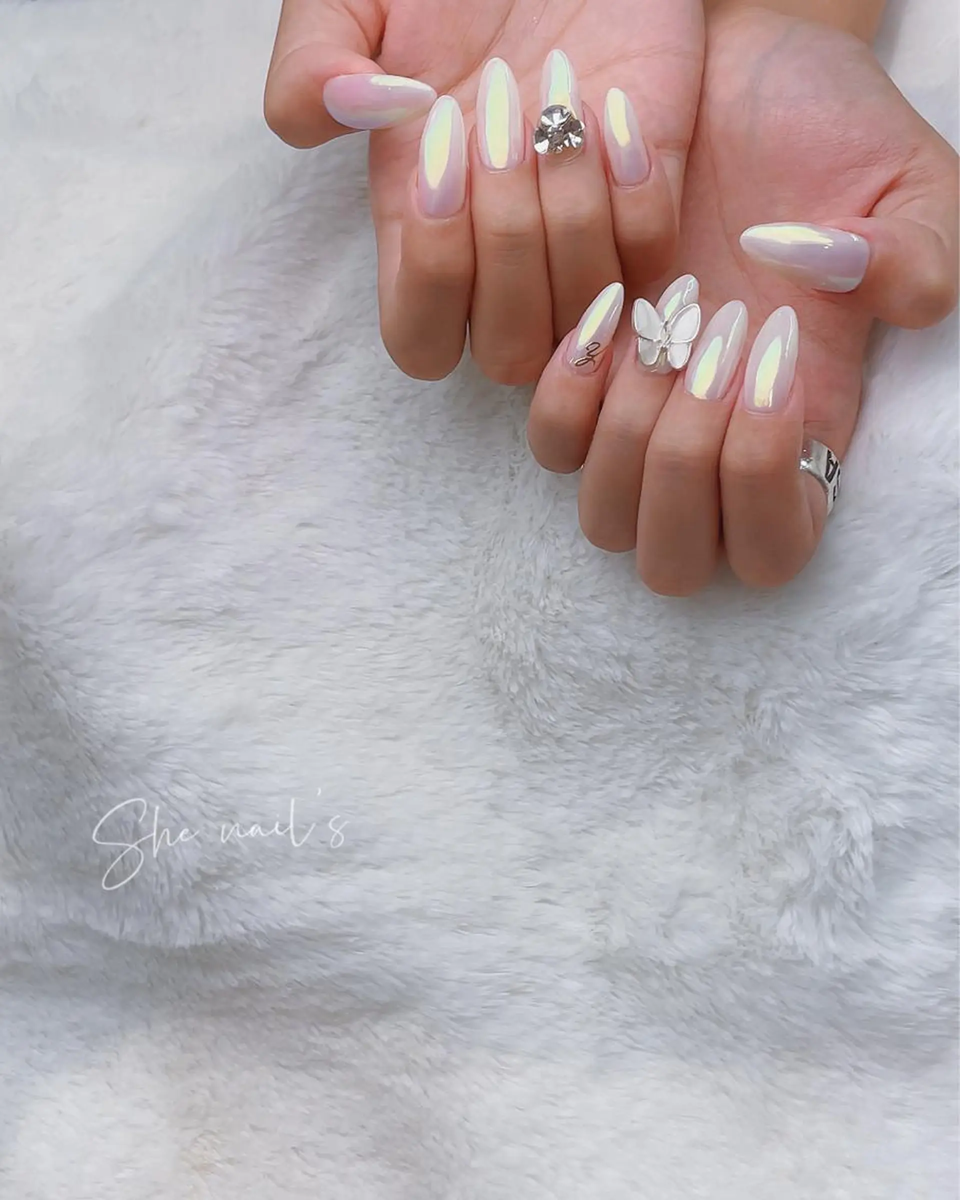 ネイル Blushオーナー Shiinaのネイルデザイン