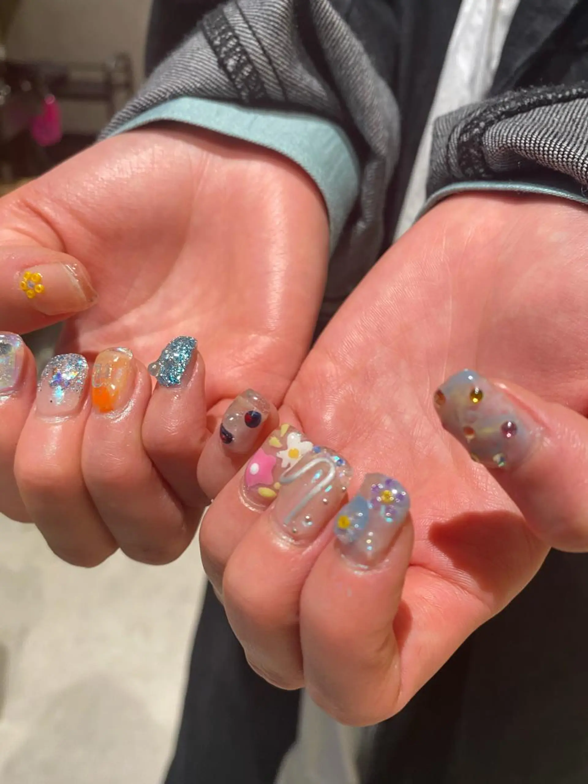 ネイル RISAKO 艶髪モテヘア🎀府中のヘアスタイル