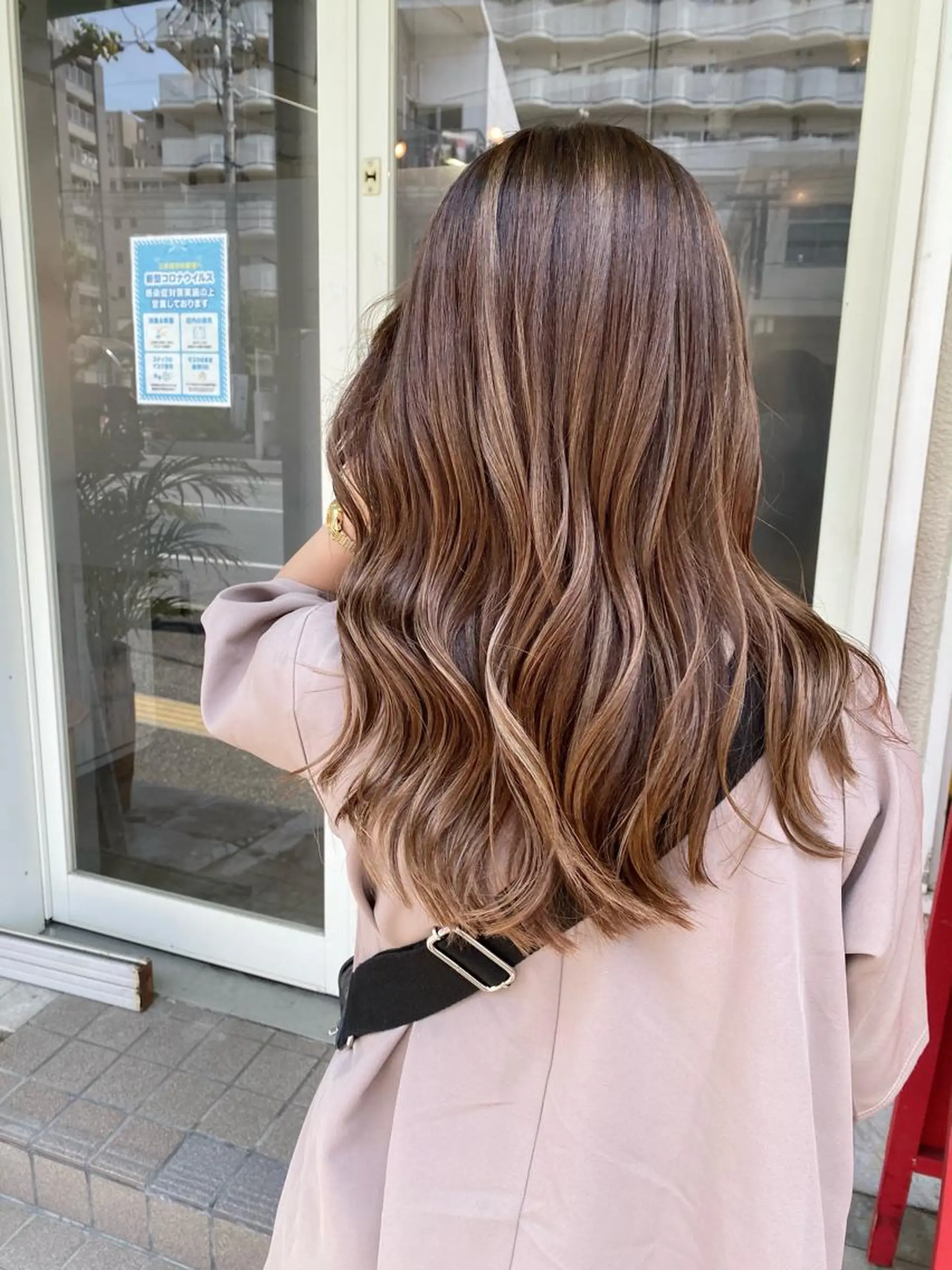 セミロング 山本 茉希のヘアスタイル