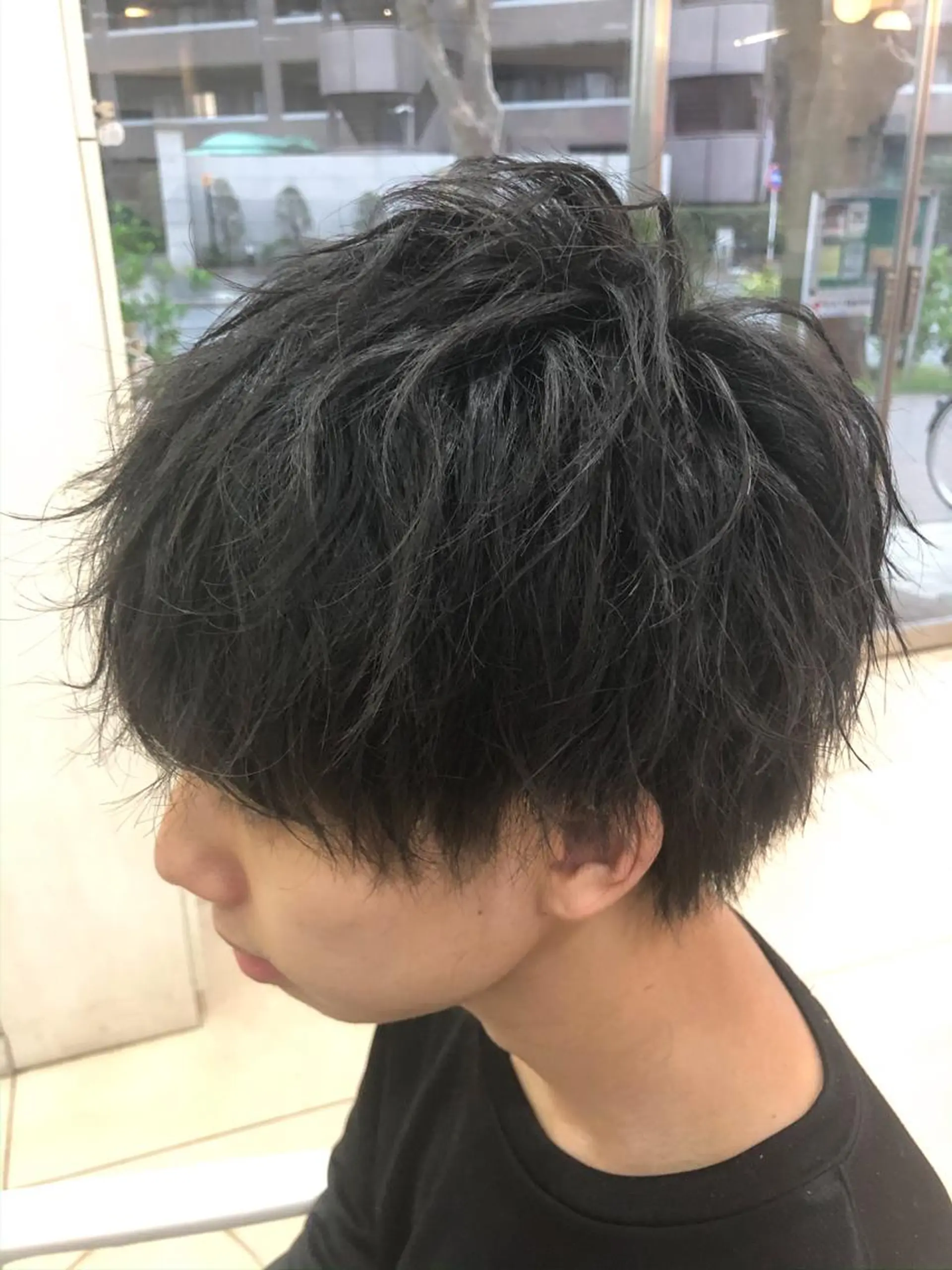 ショート メンズ 髪質改善× 白髪ぼかし溝江のヘアスタイル