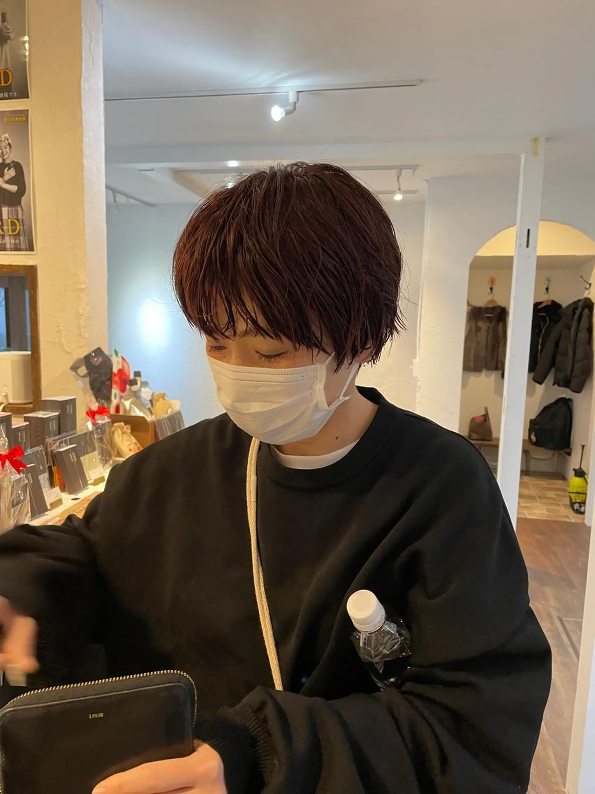 ショート カラー 高橋 愛美のヘアスタイル