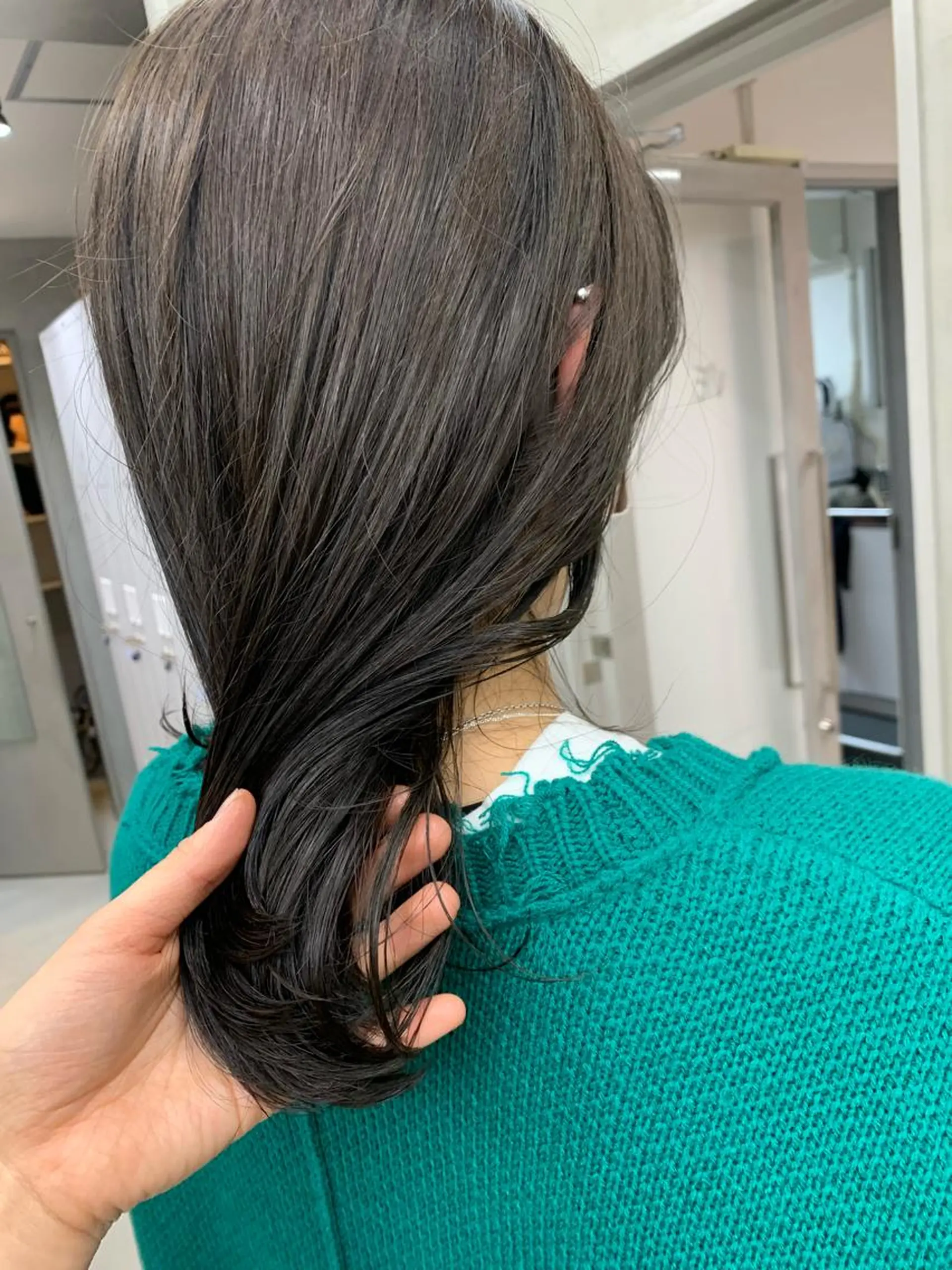 ロング アッシュ りん /ショート/ボブのヘアスタイル