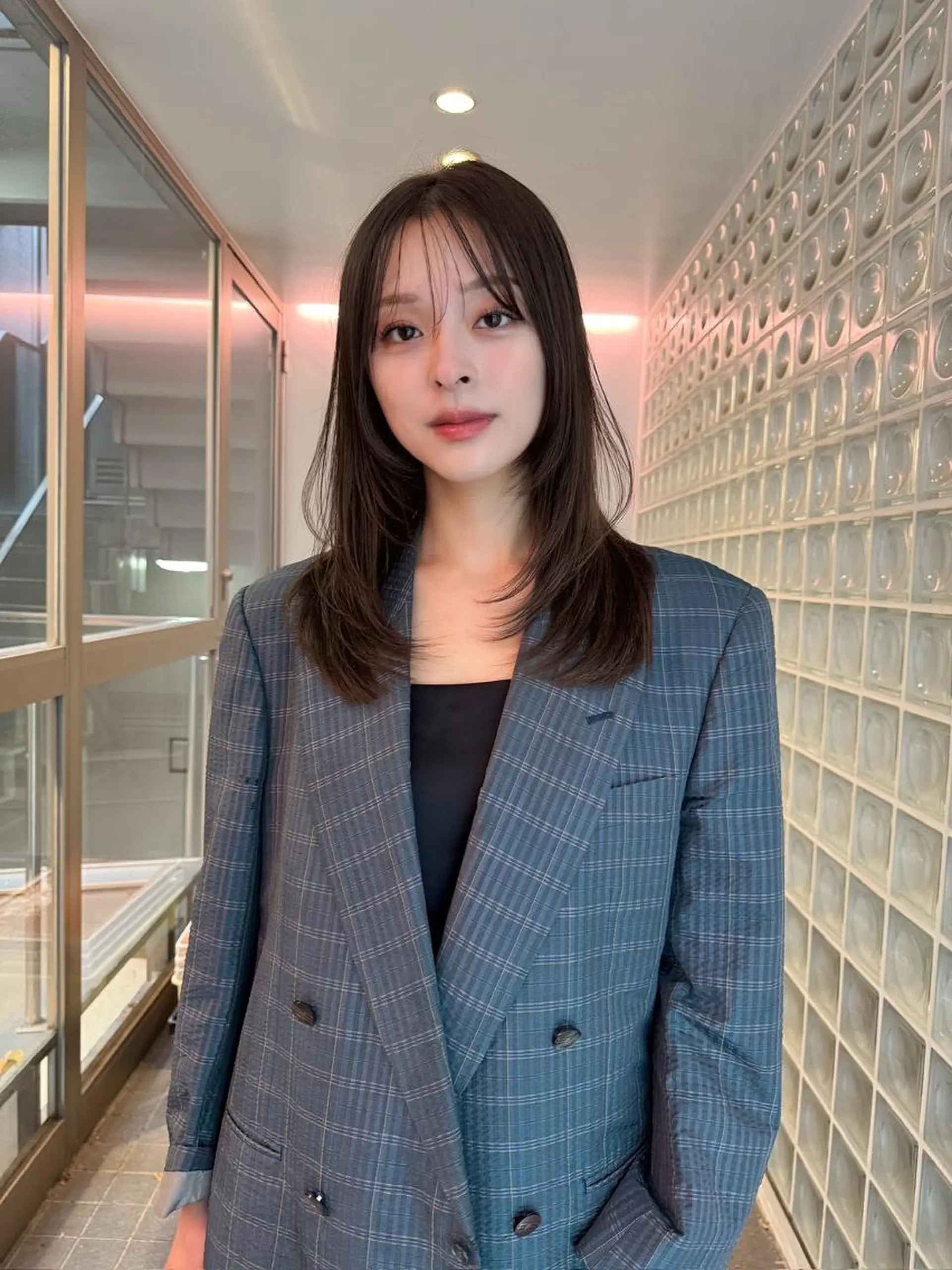 セミロング カラー カット ヘアカラー レイヤー/パーマ 透明感カラー倉持弘人のヘアスタイル