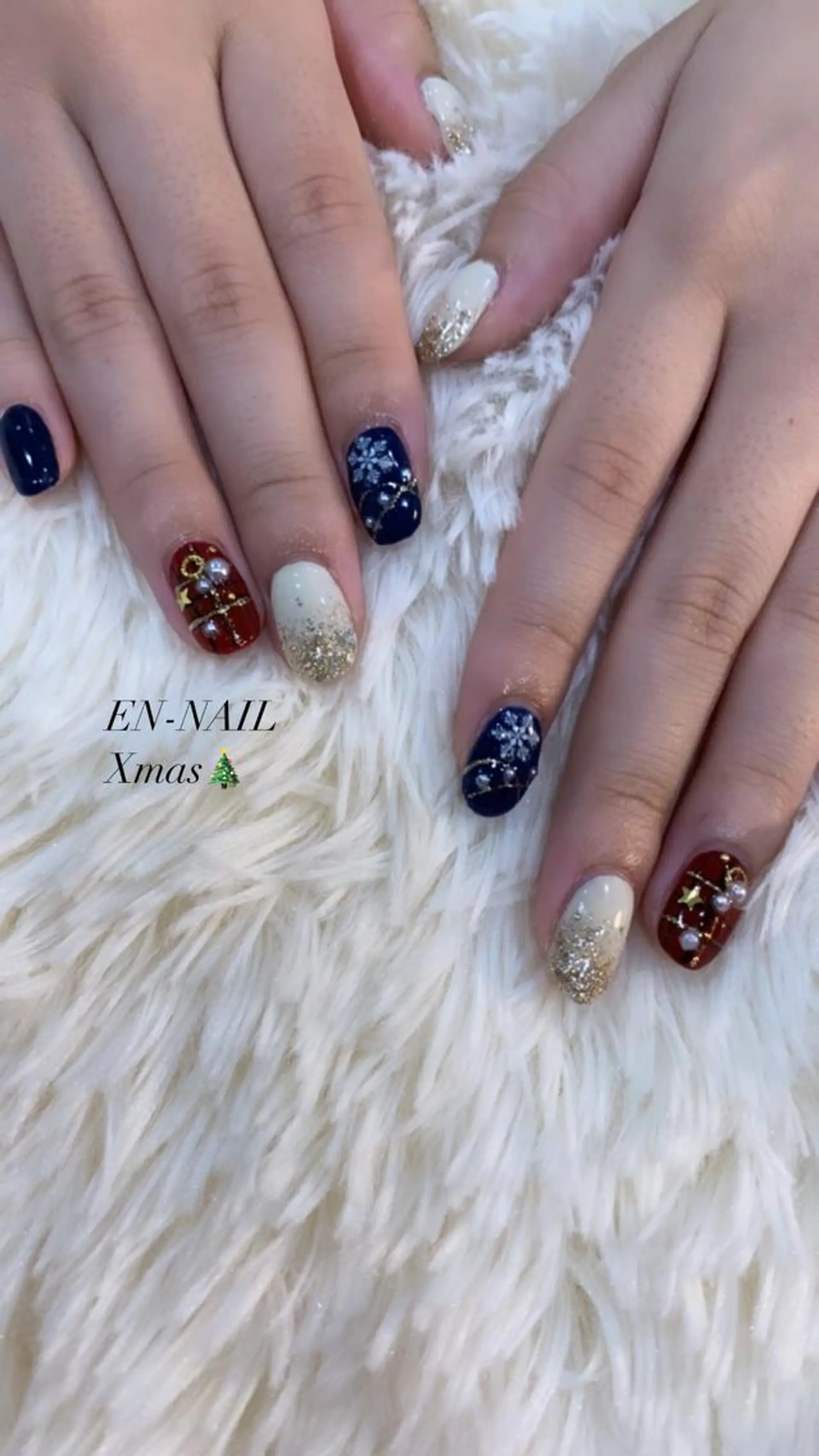 ネイル EN_NAIL 野中本店Ayakaのネイルデザイン