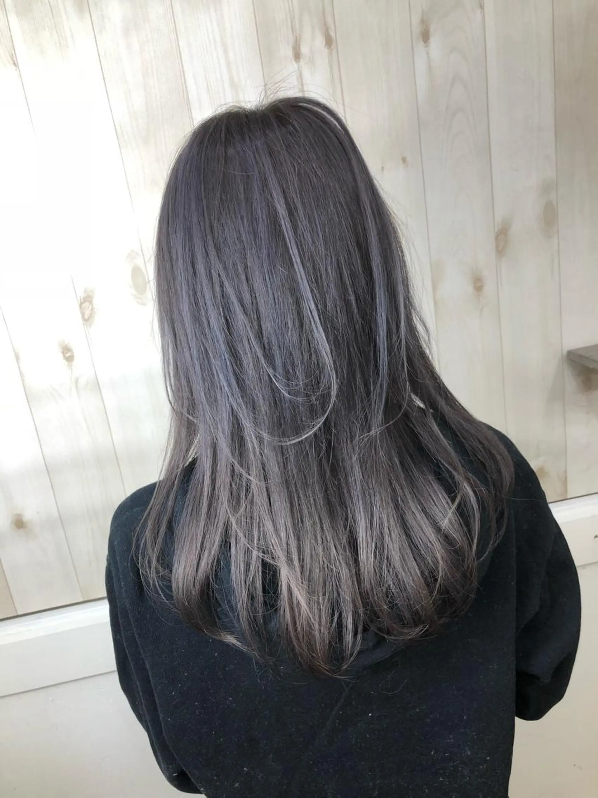 セミロング カラー 透明感カラー グレージュ イルミナカラー ラベンダーカラー ラベンダーグレージュ カット ヘアカラー PSY(サイ)池袋 金田尚久🎨のヘアスタイル