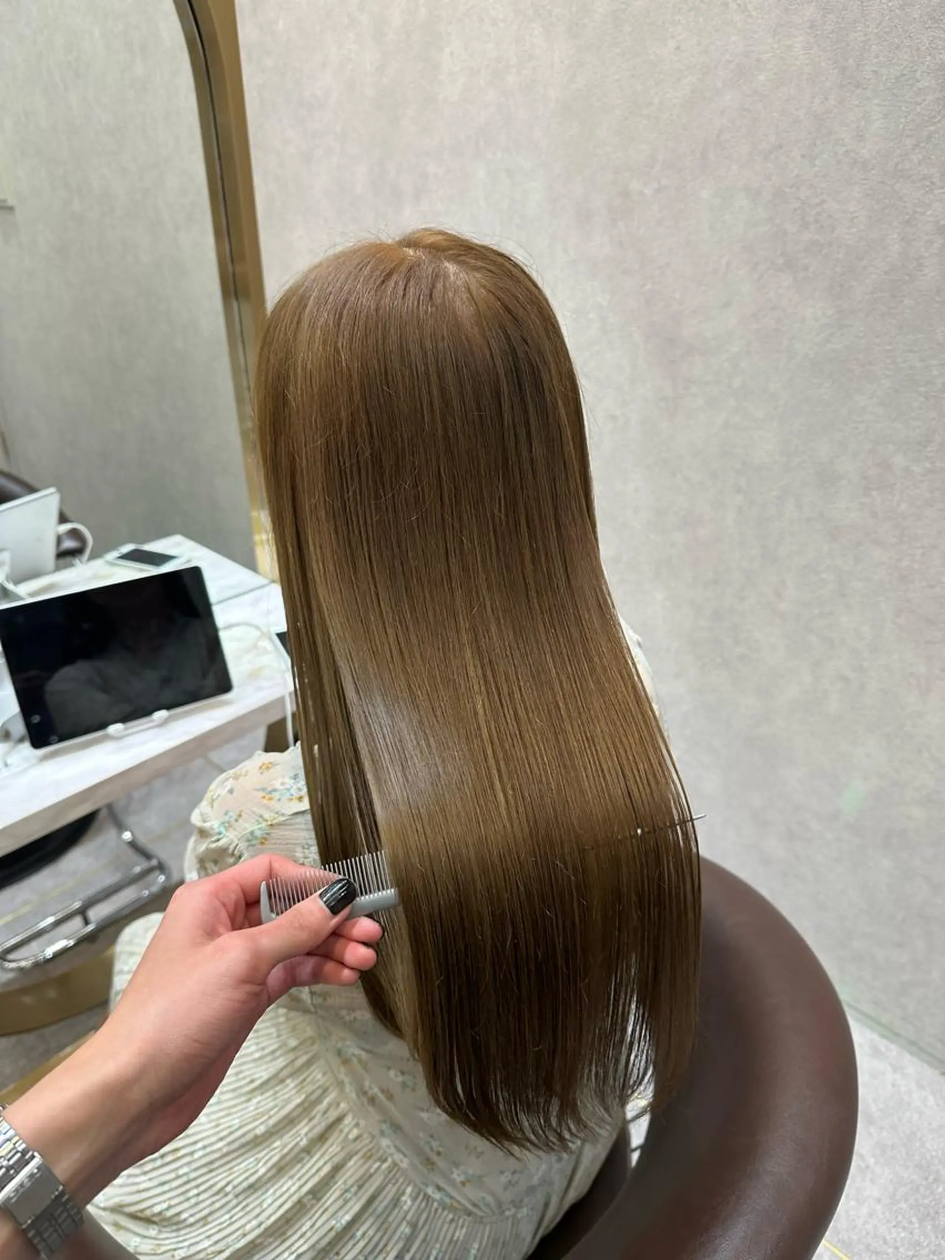 セミロング カラー ヘアアレンジ トリートメント yuuto🌈 透明感カラーのヘアスタイル