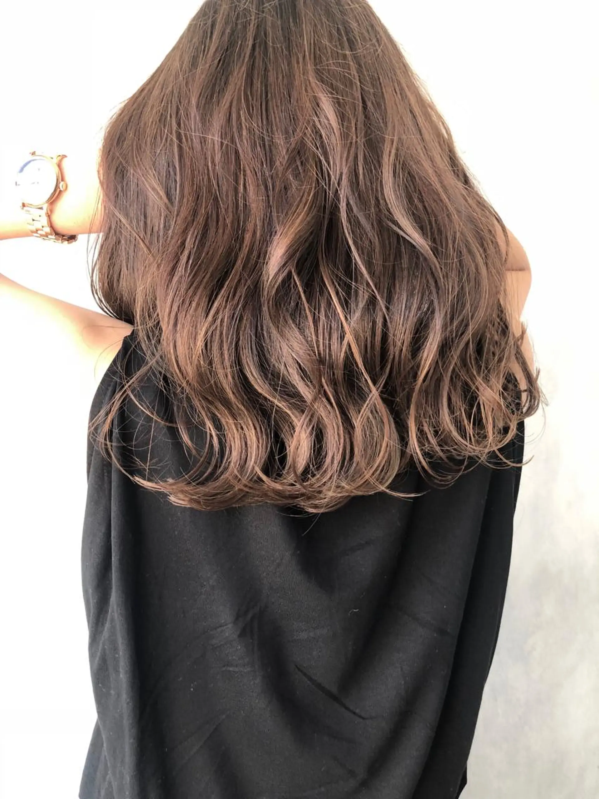 ロング 外国人風カラー ハイライト ヘアカラー トリートメント 小澤大輔 YOLO hairのヘアスタイル