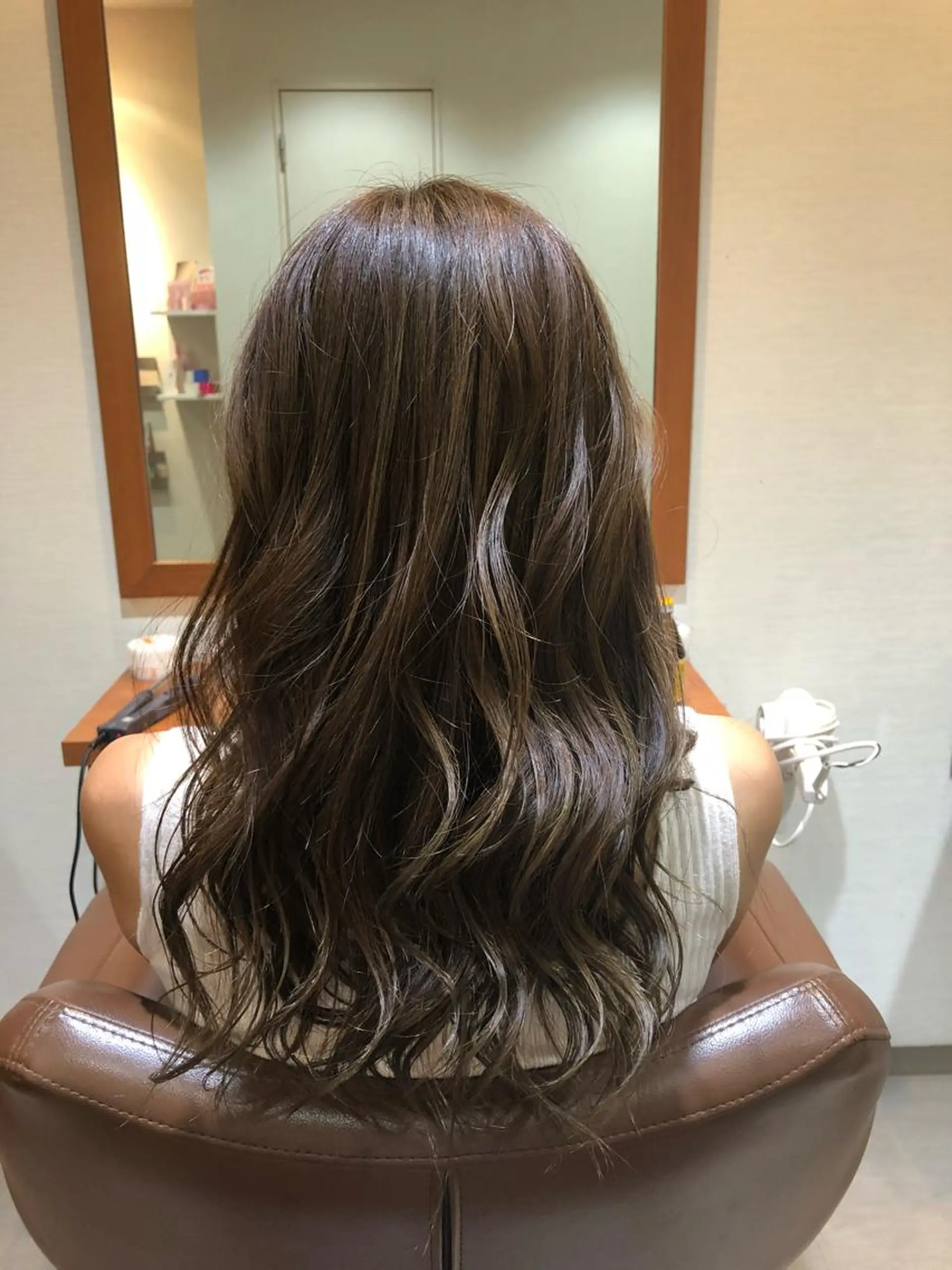 セミロング カラー アッシュ ベージュカラー 萩原 凌✄のヘアスタイル