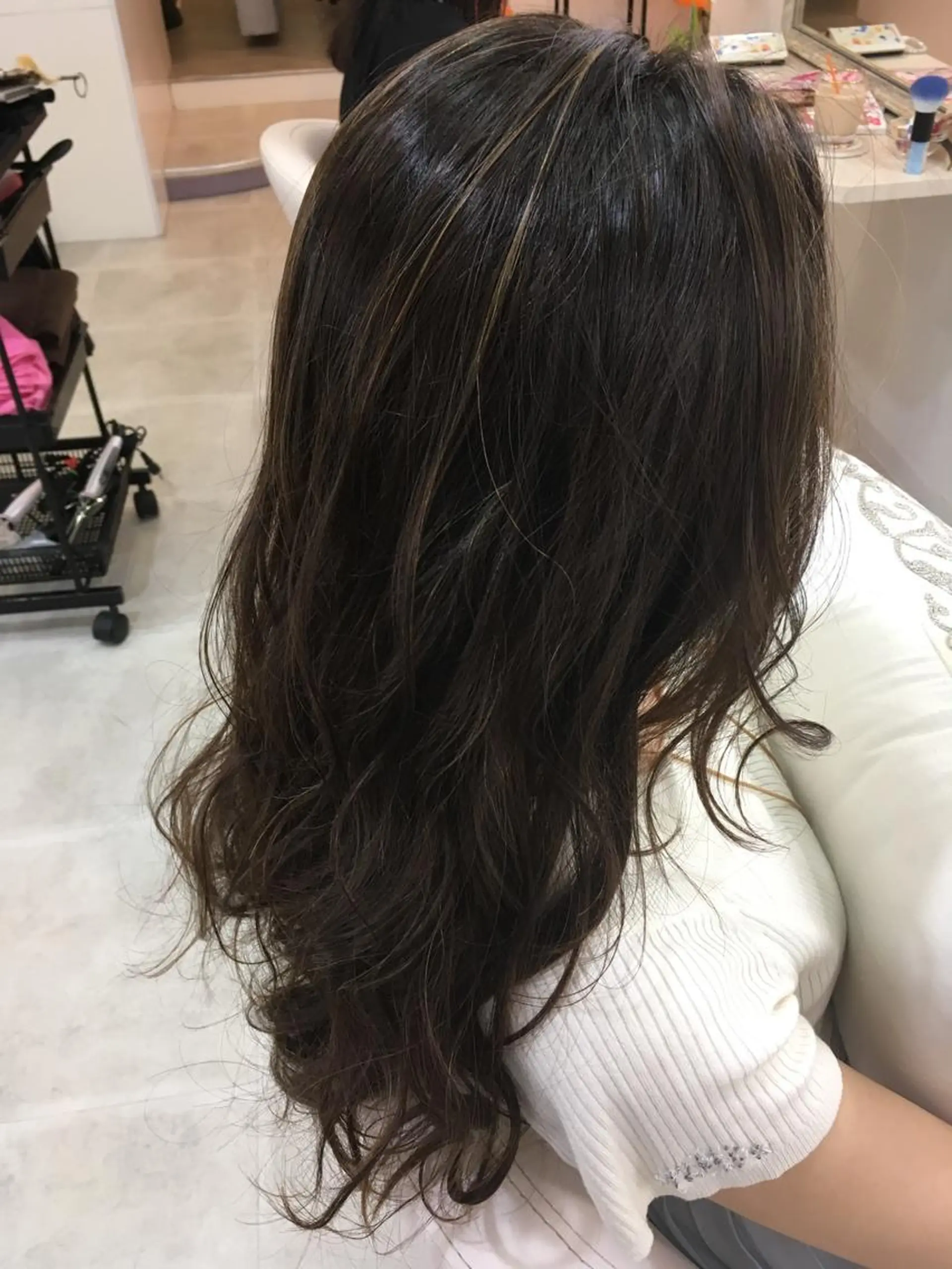 セミロング ロング カラー 髪質改善 中川　翔のヘアスタイル