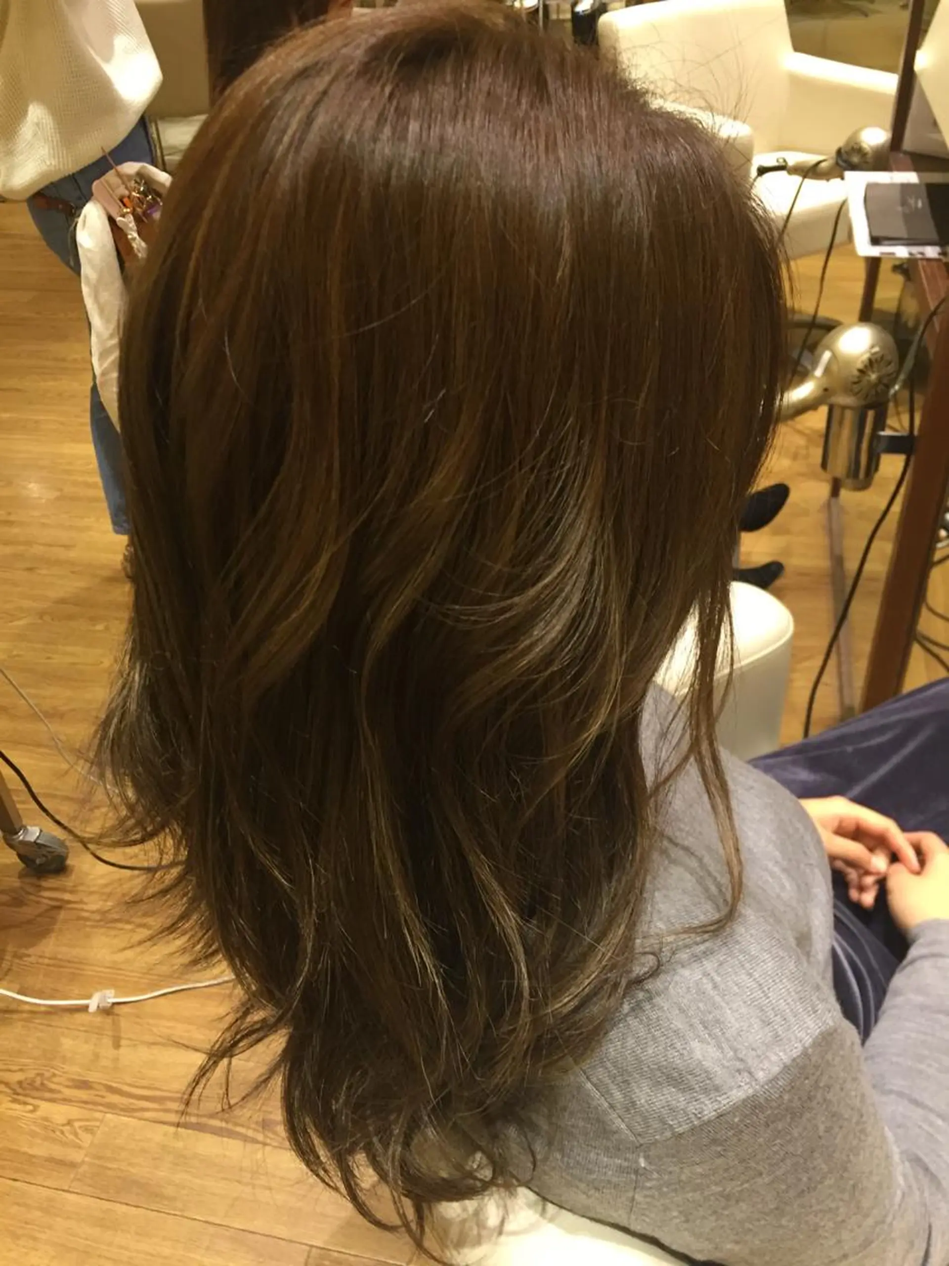 ロング 乾かすだけで艶髪酸性 ストレート髙橋悠耶のヘアスタイル