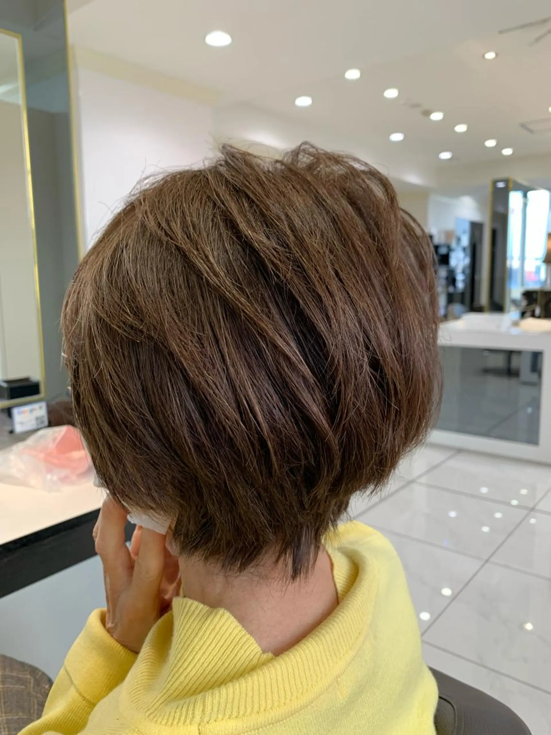 ショート カラー ヘアカラー 小田切 栄司のヘアスタイル